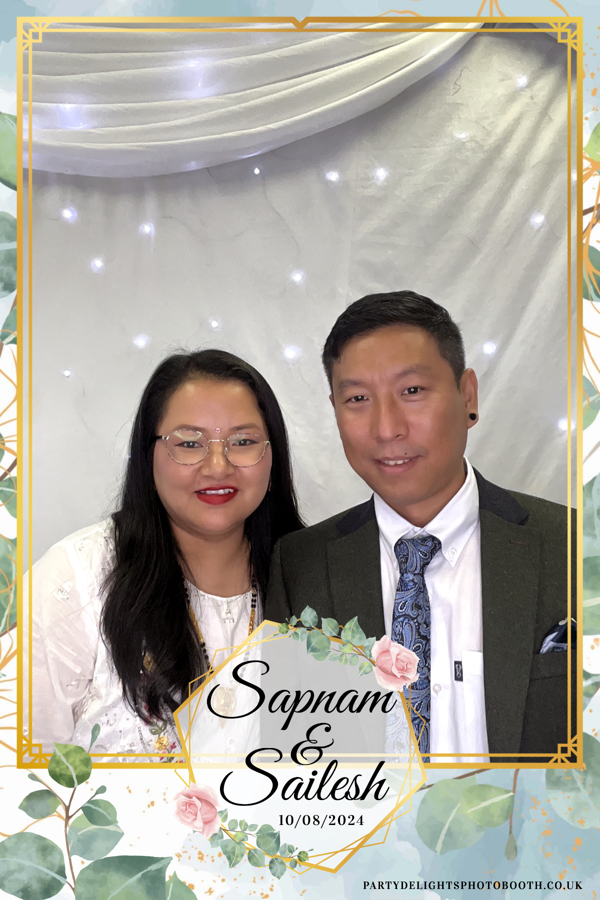 Sapnam & Sailesh Wedding | View more photos from the event at gallery.partydelightsphotobooth.co.uk/u/PartyDelightsPhotoBooth/Sapnam-Sailesh-Wedding