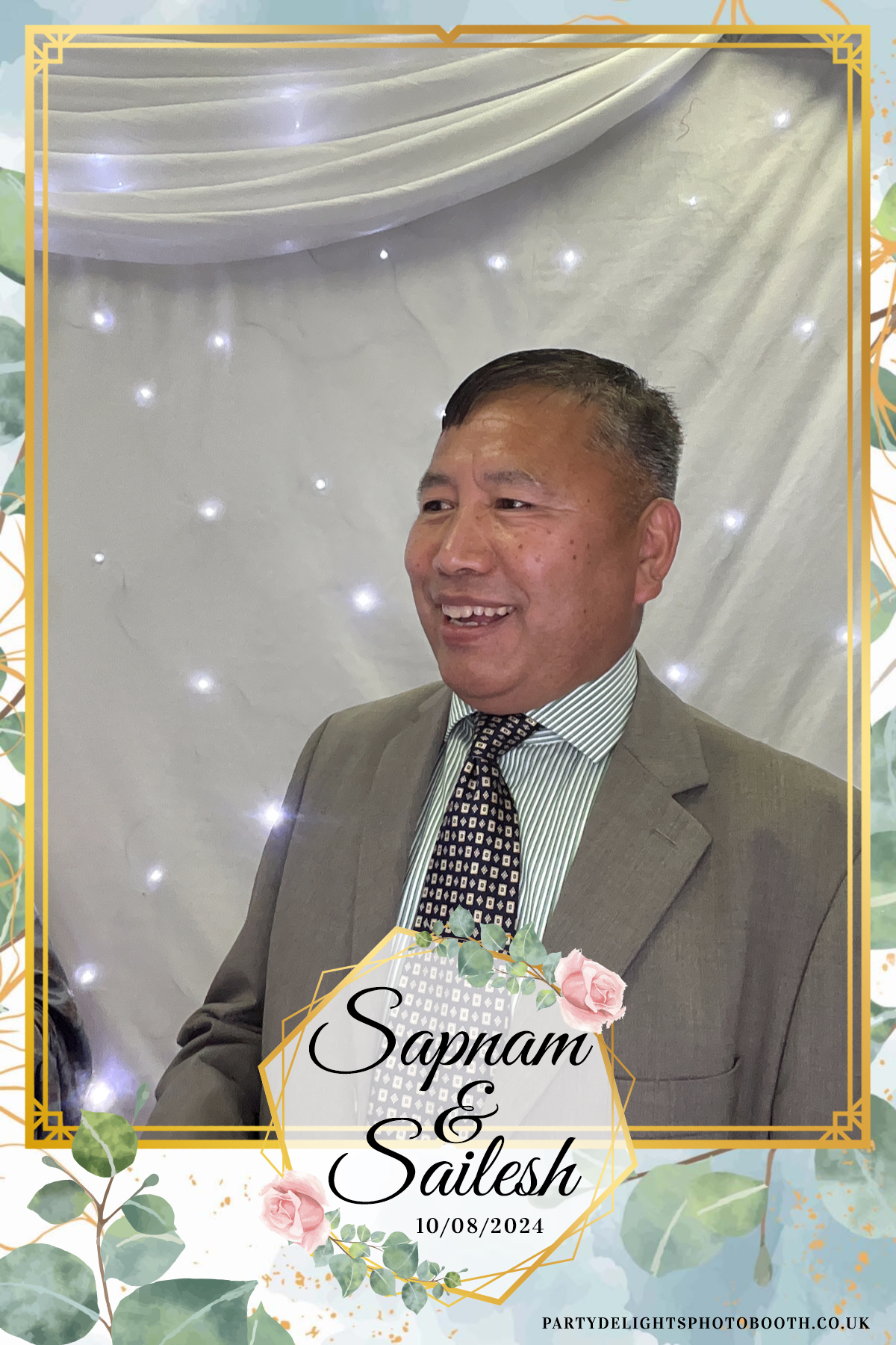 Sapnam & Sailesh Wedding | View more photos from the event at gallery.partydelightsphotobooth.co.uk/u/PartyDelightsPhotoBooth/Sapnam-Sailesh-Wedding