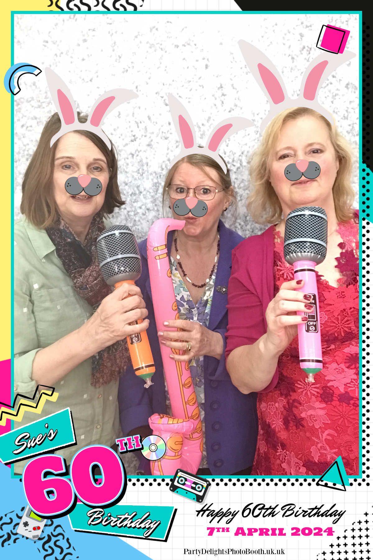 Sue's 60th Birthday Celebration Party | View more photos from the event at gallery.partydelightsphotobooth.co.uk/u/PartyDelightsPhotoBooth/Sues-60th-Birthday-Celebration-Party
