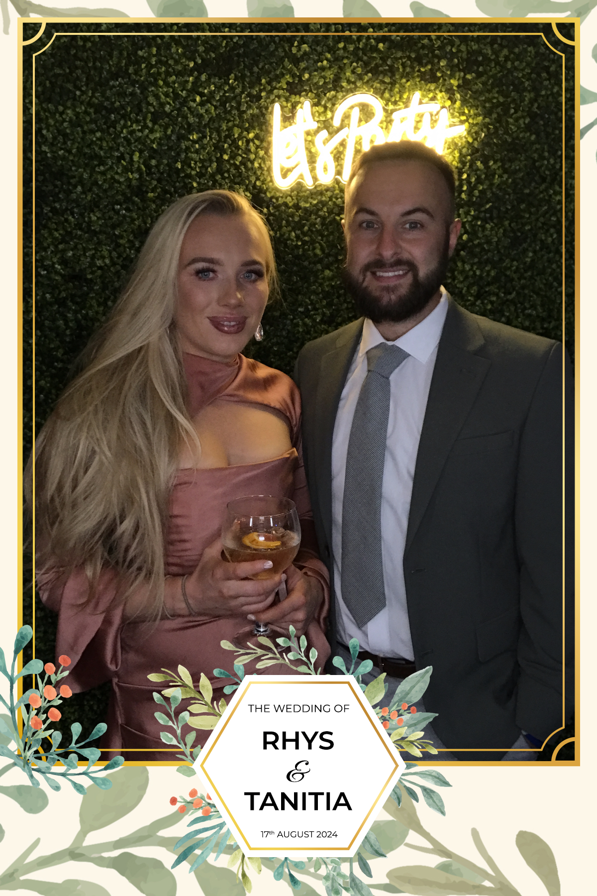Tanitia & Rhys’ Wedding | View more photos from the event at gallery.partydelightsphotobooth.co.uk/u/PartyDelightsPhotoBooth/Tanitia-Rhys’-Wedding