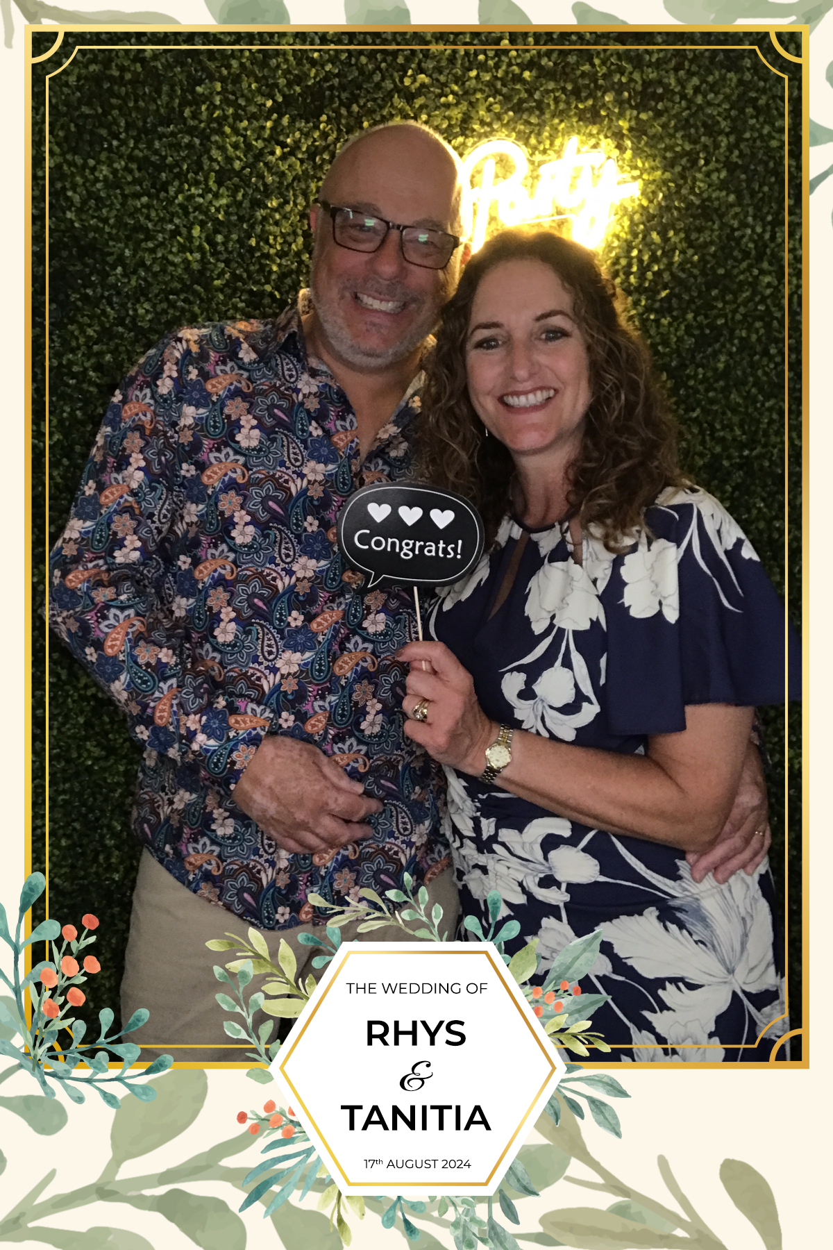 Tanitia & Rhys’ Wedding | View more photos from the event at gallery.partydelightsphotobooth.co.uk/u/PartyDelightsPhotoBooth/Tanitia-Rhys’-Wedding