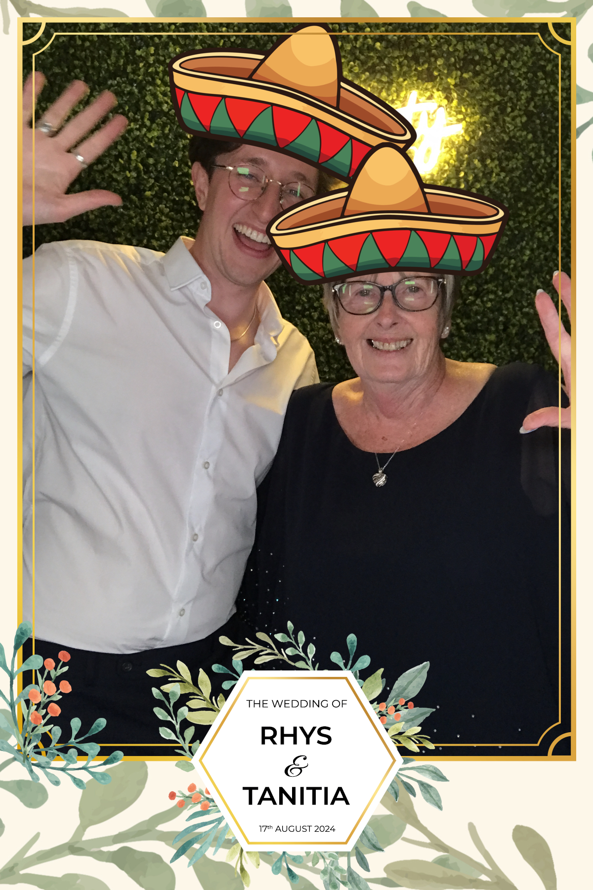 Tanitia & Rhys’ Wedding | View more photos from the event at gallery.partydelightsphotobooth.co.uk/u/PartyDelightsPhotoBooth/Tanitia-Rhys’-Wedding