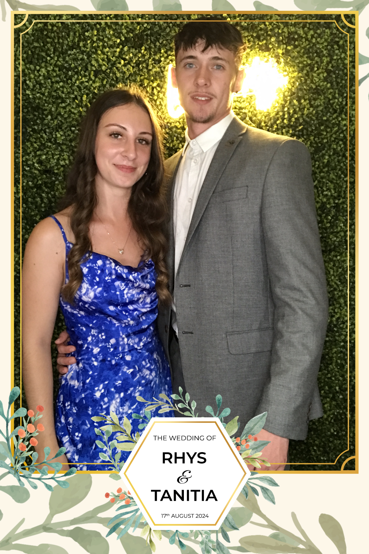 Tanitia & Rhys’ Wedding | View more photos from the event at gallery.partydelightsphotobooth.co.uk/u/PartyDelightsPhotoBooth/Tanitia-Rhys’-Wedding