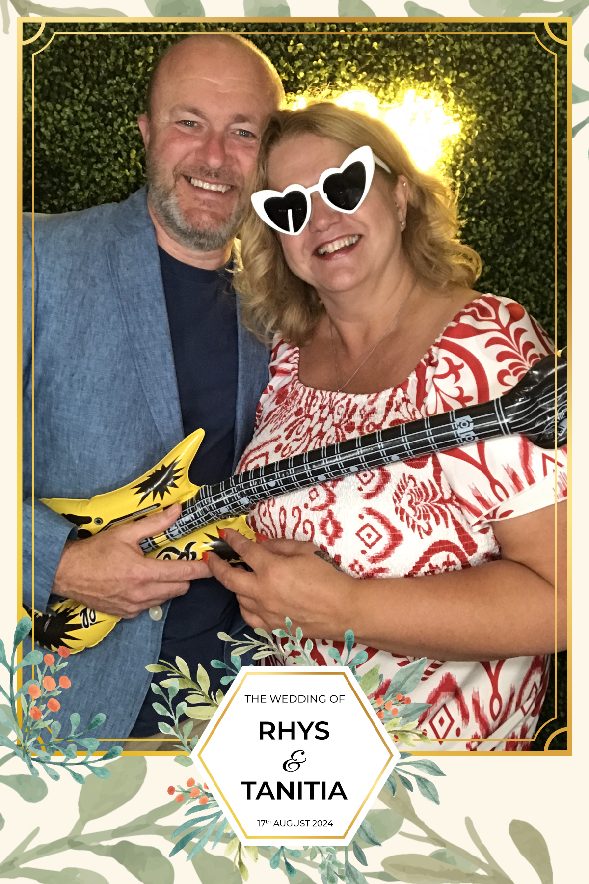 Tanitia & Rhys’ Wedding | View more photos from the event at gallery.partydelightsphotobooth.co.uk/u/PartyDelightsPhotoBooth/Tanitia-Rhys’-Wedding