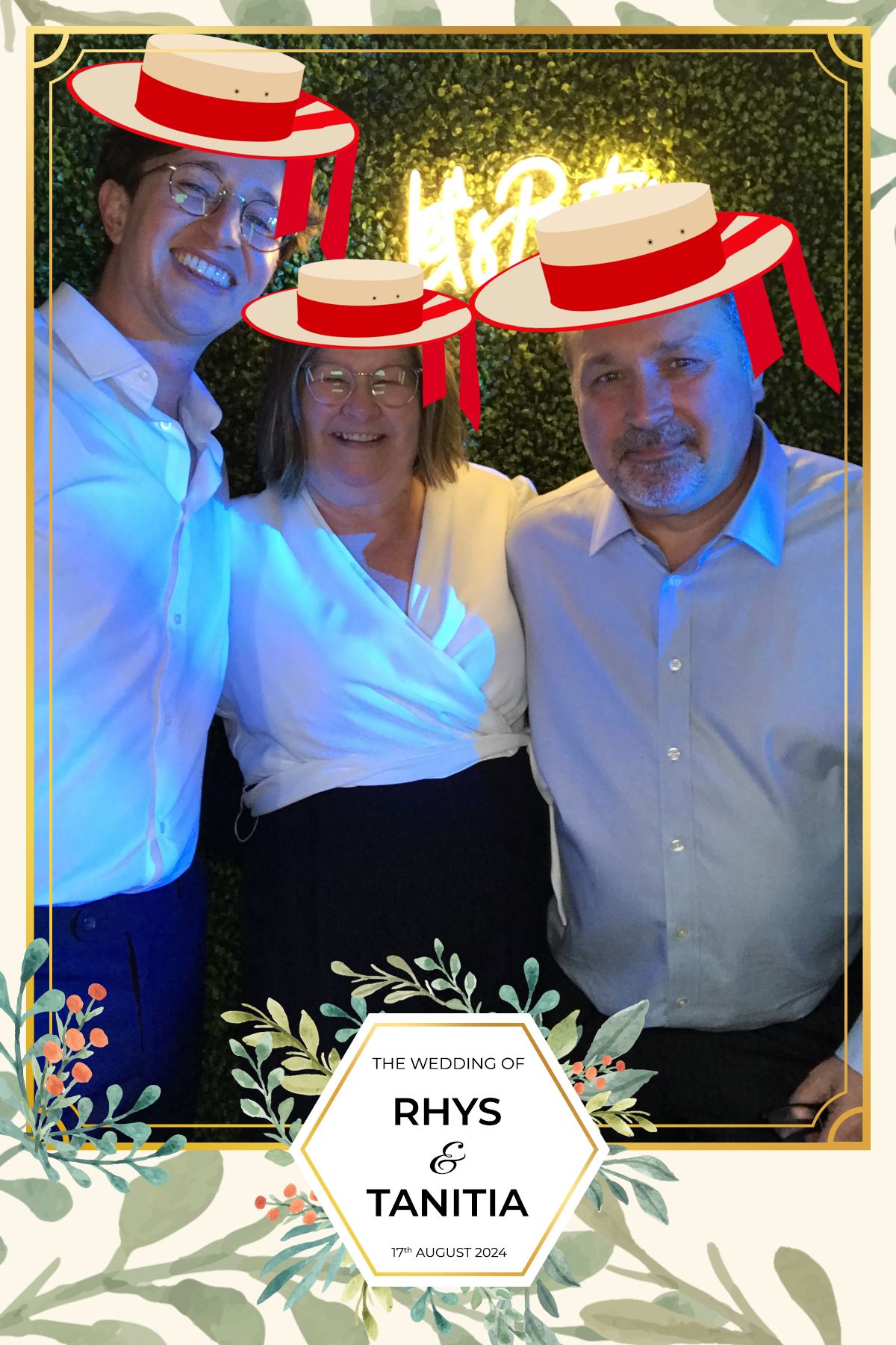 Tanitia & Rhys’ Wedding | View more photos from the event at gallery.partydelightsphotobooth.co.uk/u/PartyDelightsPhotoBooth/Tanitia-Rhys’-Wedding