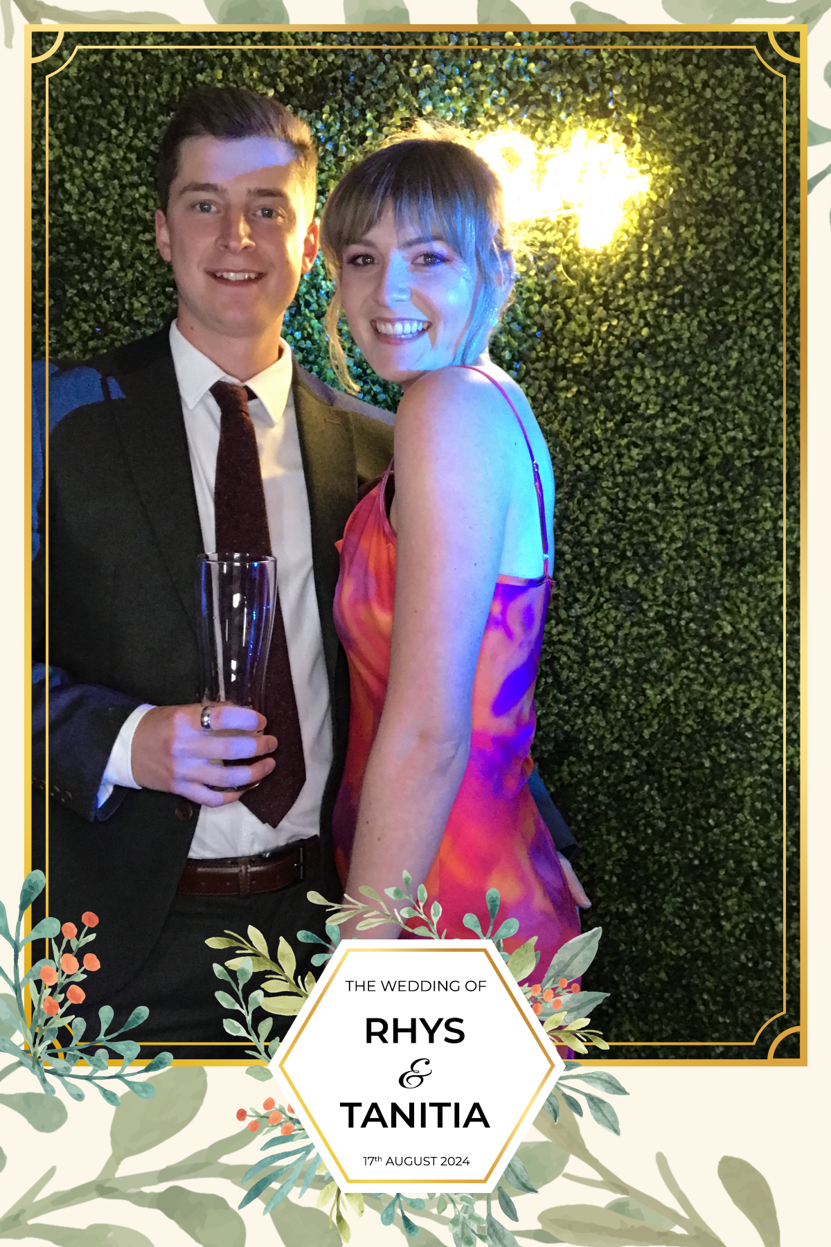 Tanitia & Rhys’ Wedding | View more photos from the event at gallery.partydelightsphotobooth.co.uk/u/PartyDelightsPhotoBooth/Tanitia-Rhys’-Wedding