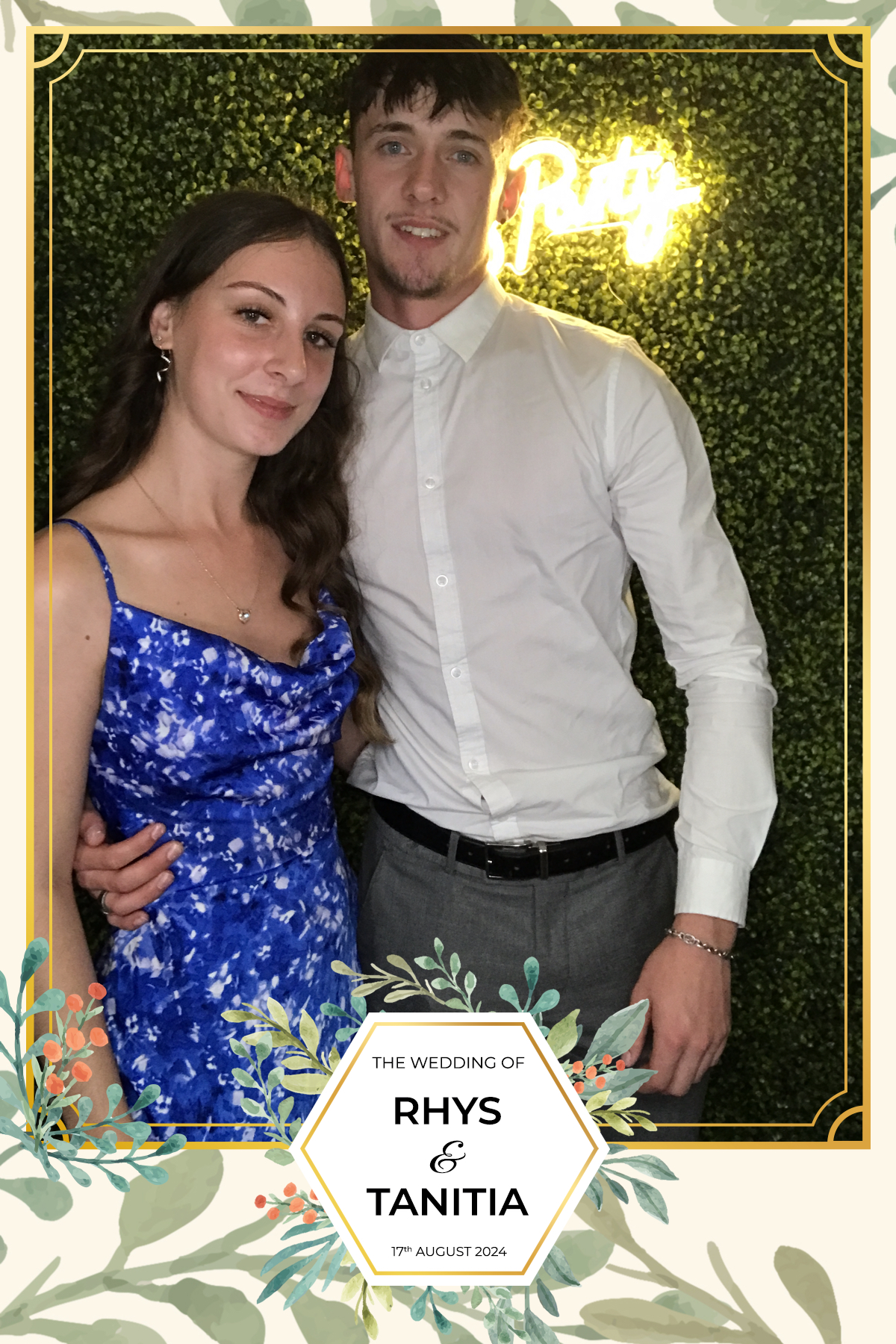 Tanitia & Rhys’ Wedding | View more photos from the event at gallery.partydelightsphotobooth.co.uk/u/PartyDelightsPhotoBooth/Tanitia-Rhys’-Wedding
