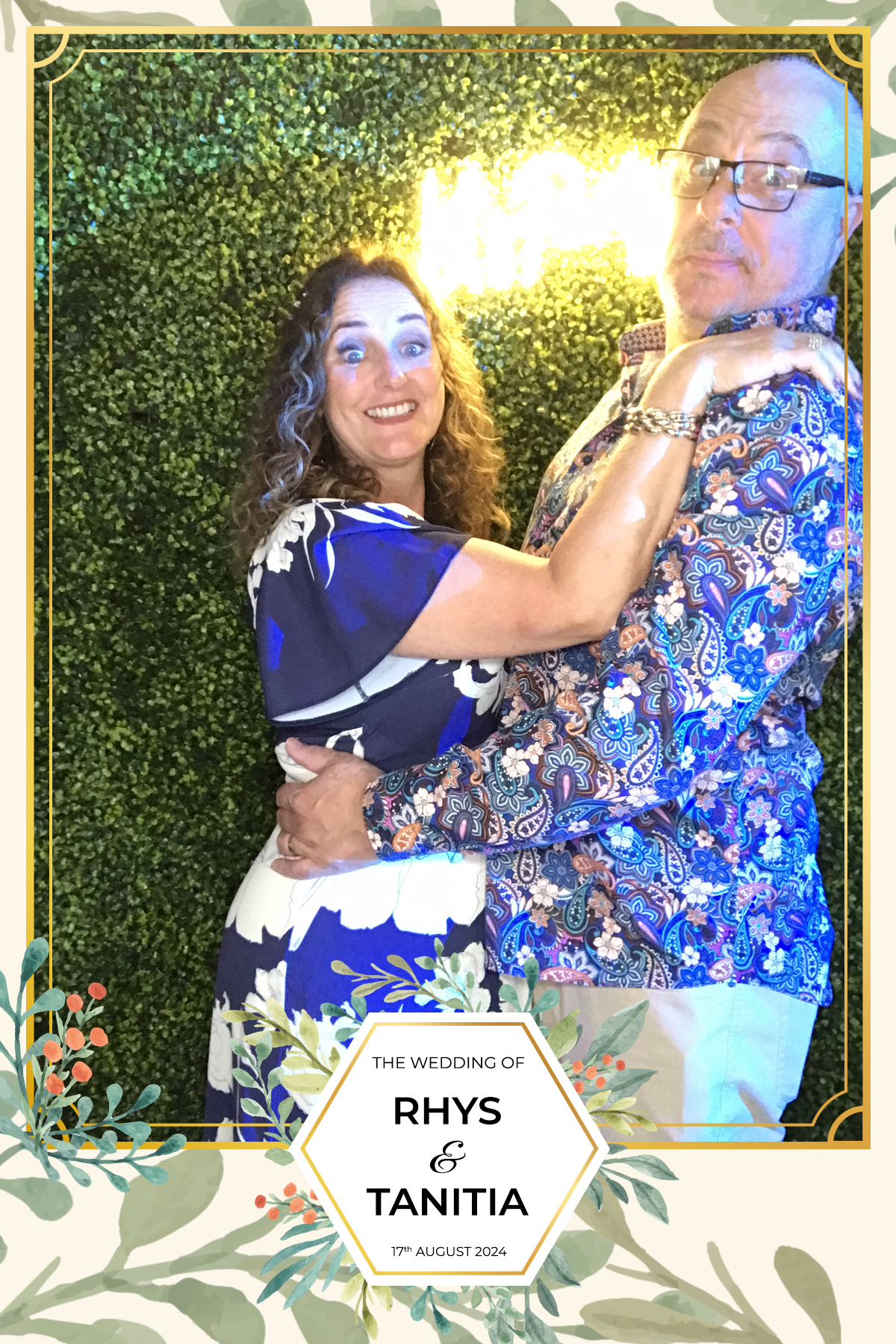 Tanitia & Rhys’ Wedding | View more photos from the event at gallery.partydelightsphotobooth.co.uk/u/PartyDelightsPhotoBooth/Tanitia-Rhys’-Wedding