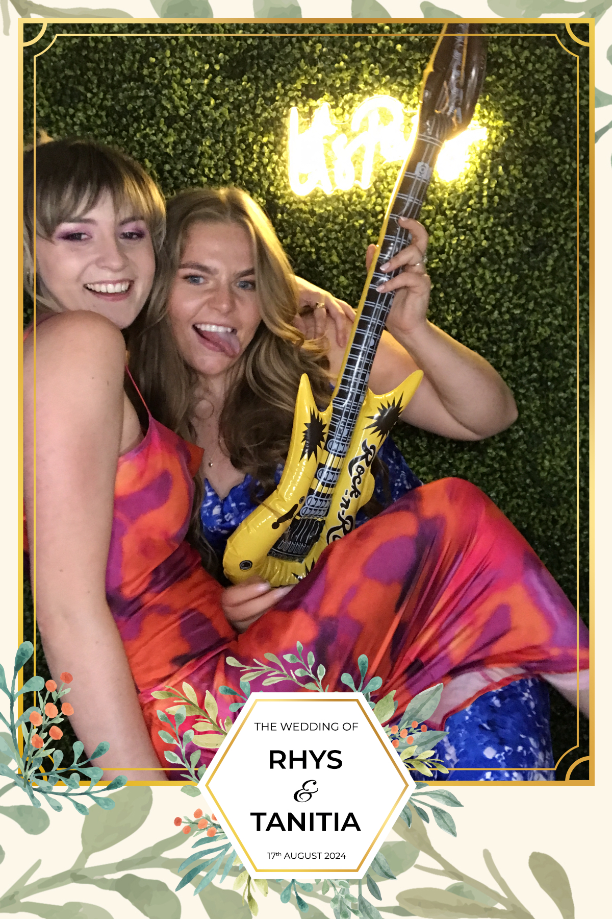 Tanitia & Rhys’ Wedding | View more photos from the event at gallery.partydelightsphotobooth.co.uk/u/PartyDelightsPhotoBooth/Tanitia-Rhys’-Wedding