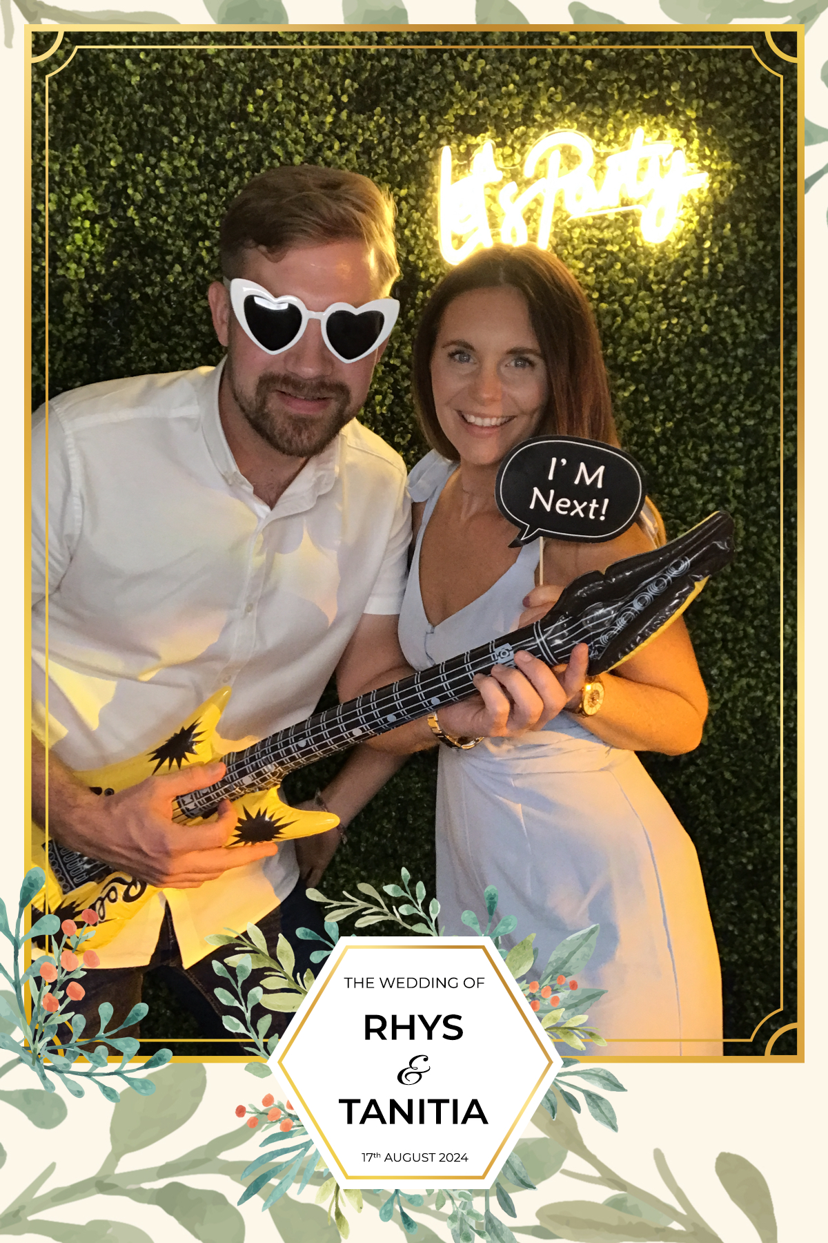 Tanitia & Rhys’ Wedding | View more photos from the event at gallery.partydelightsphotobooth.co.uk/u/PartyDelightsPhotoBooth/Tanitia-Rhys’-Wedding
