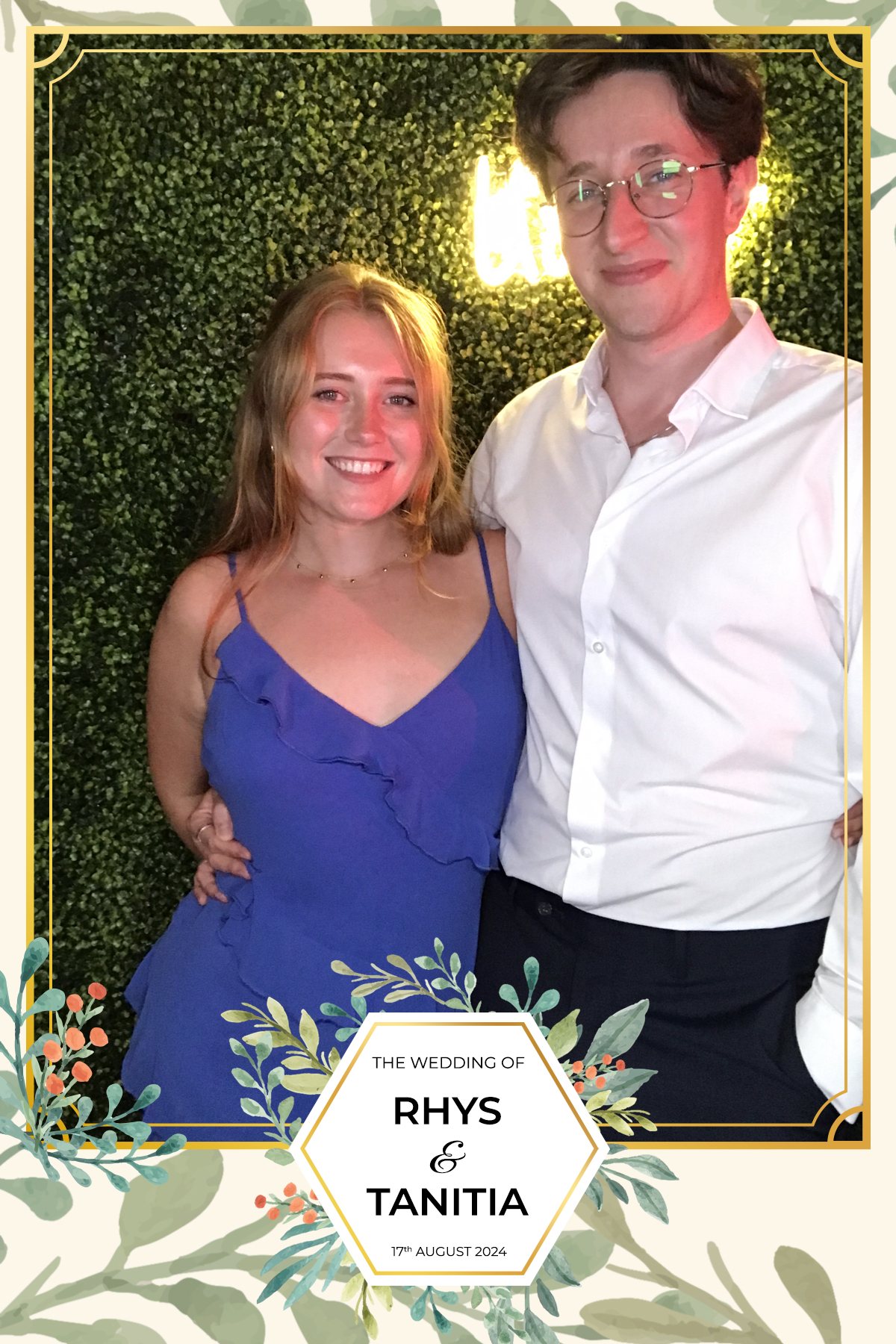 Tanitia & Rhys’ Wedding | View more photos from the event at gallery.partydelightsphotobooth.co.uk/u/PartyDelightsPhotoBooth/Tanitia-Rhys’-Wedding