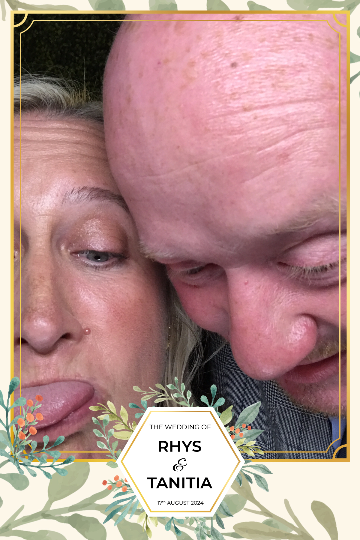 Tanitia & Rhys’ Wedding | View more photos from the event at gallery.partydelightsphotobooth.co.uk/u/PartyDelightsPhotoBooth/Tanitia-Rhys’-Wedding