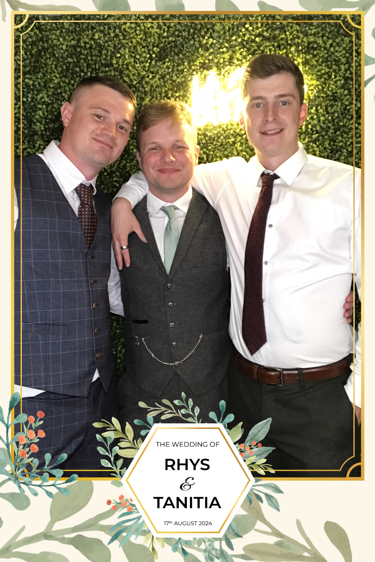 Tanitia & Rhys’ Wedding | View more photos from the event at gallery.partydelightsphotobooth.co.uk/u/PartyDelightsPhotoBooth/Tanitia-Rhys’-Wedding