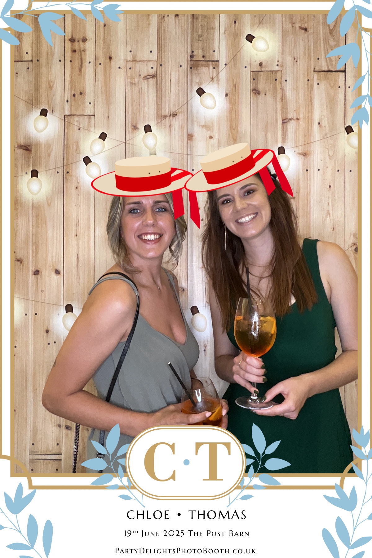 Chloe & Tom’s Wedding | View more photos from the event at gallery.partydelightsphotobooth.co.uk/u/PartyDelightsPhotoBooth/Chloe-Tom’s-Wedding