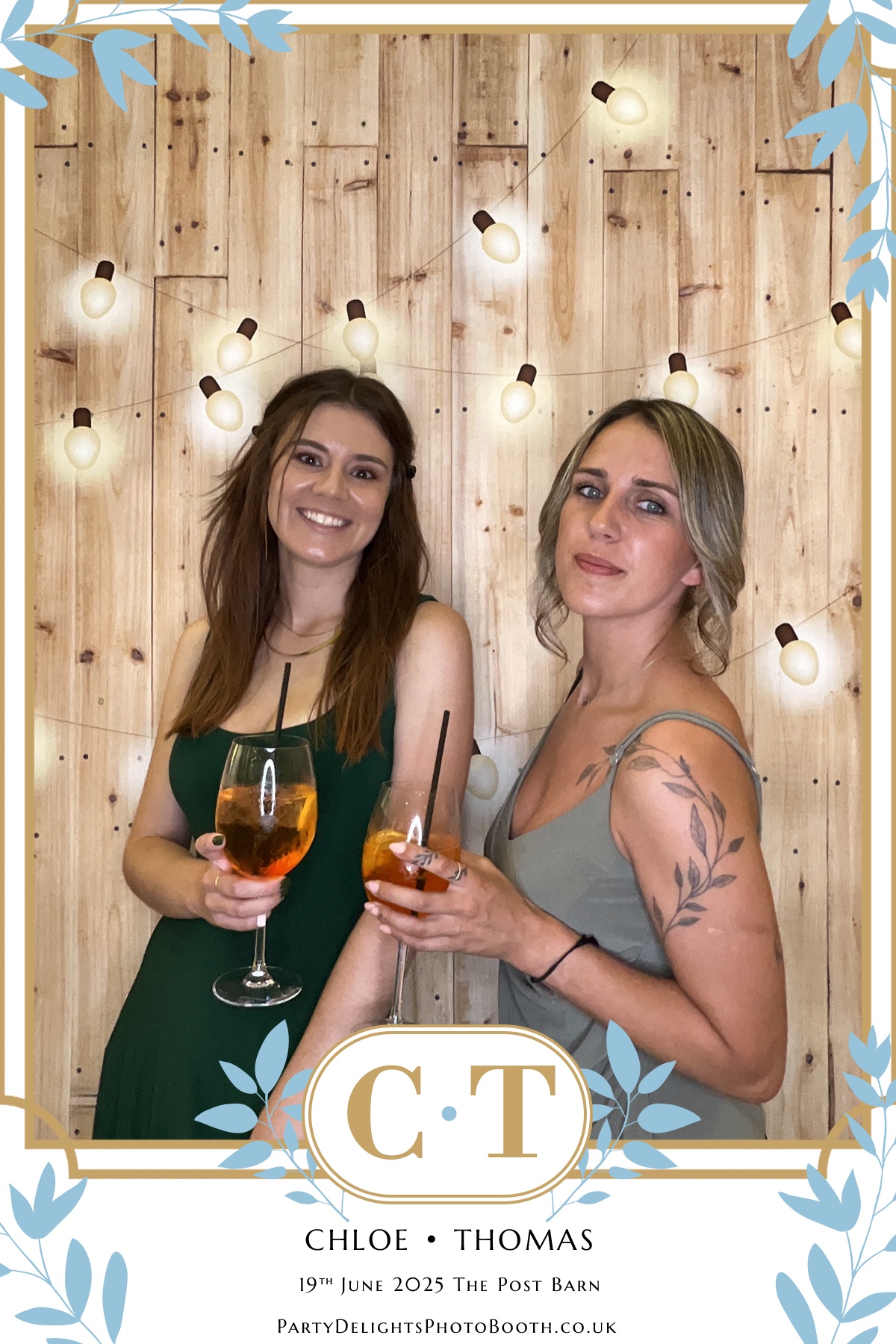 Chloe & Tom’s Wedding | View more photos from the event at gallery.partydelightsphotobooth.co.uk/u/PartyDelightsPhotoBooth/Chloe-Tom’s-Wedding