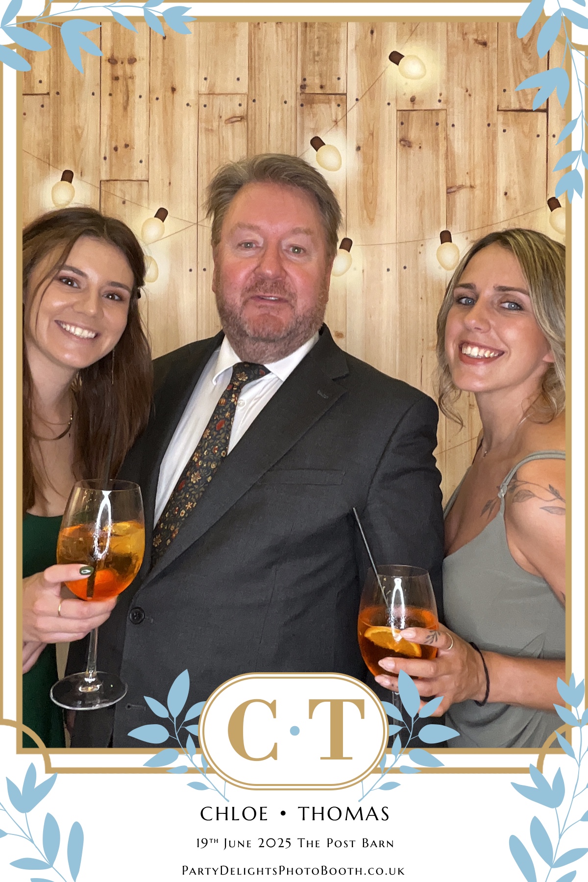 Chloe & Tom’s Wedding | View more photos from the event at gallery.partydelightsphotobooth.co.uk/u/PartyDelightsPhotoBooth/Chloe-Tom’s-Wedding