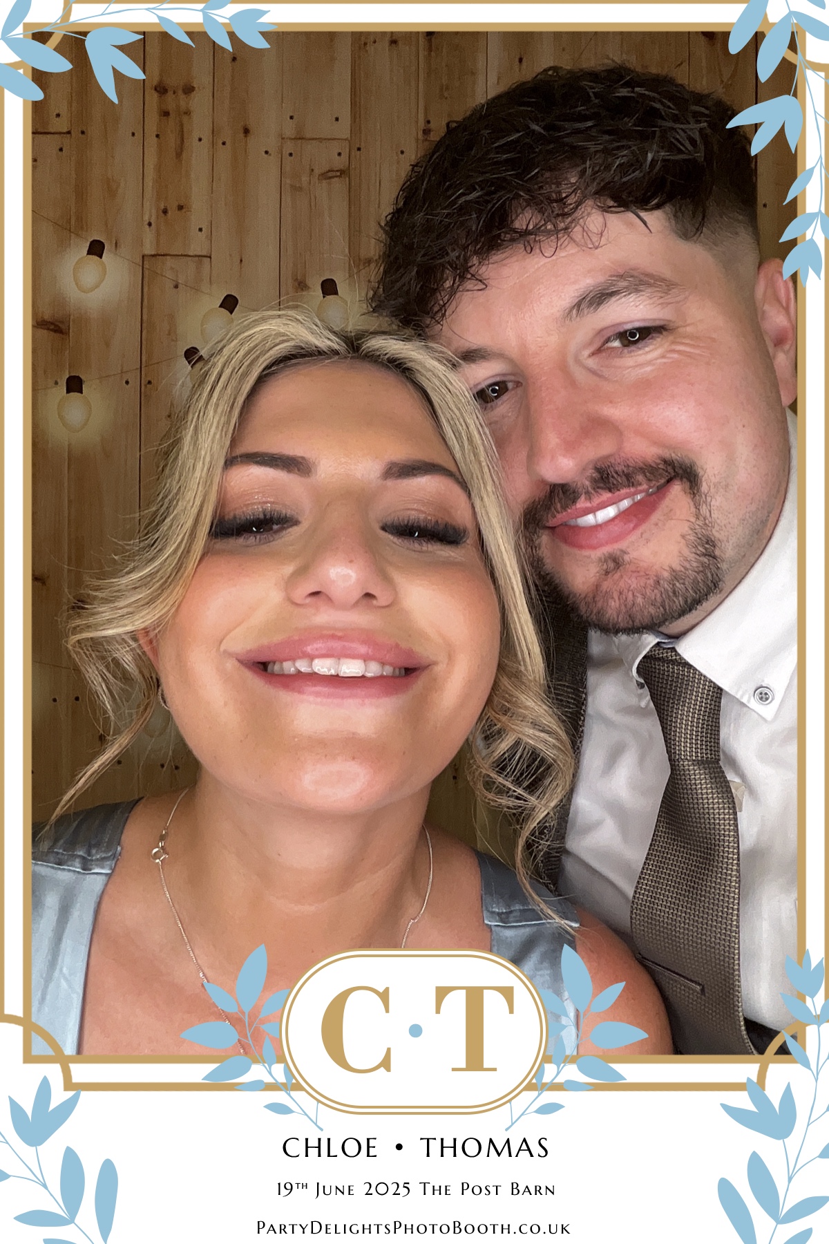 Chloe & Tom’s Wedding | View more photos from the event at gallery.partydelightsphotobooth.co.uk/u/PartyDelightsPhotoBooth/Chloe-Tom’s-Wedding