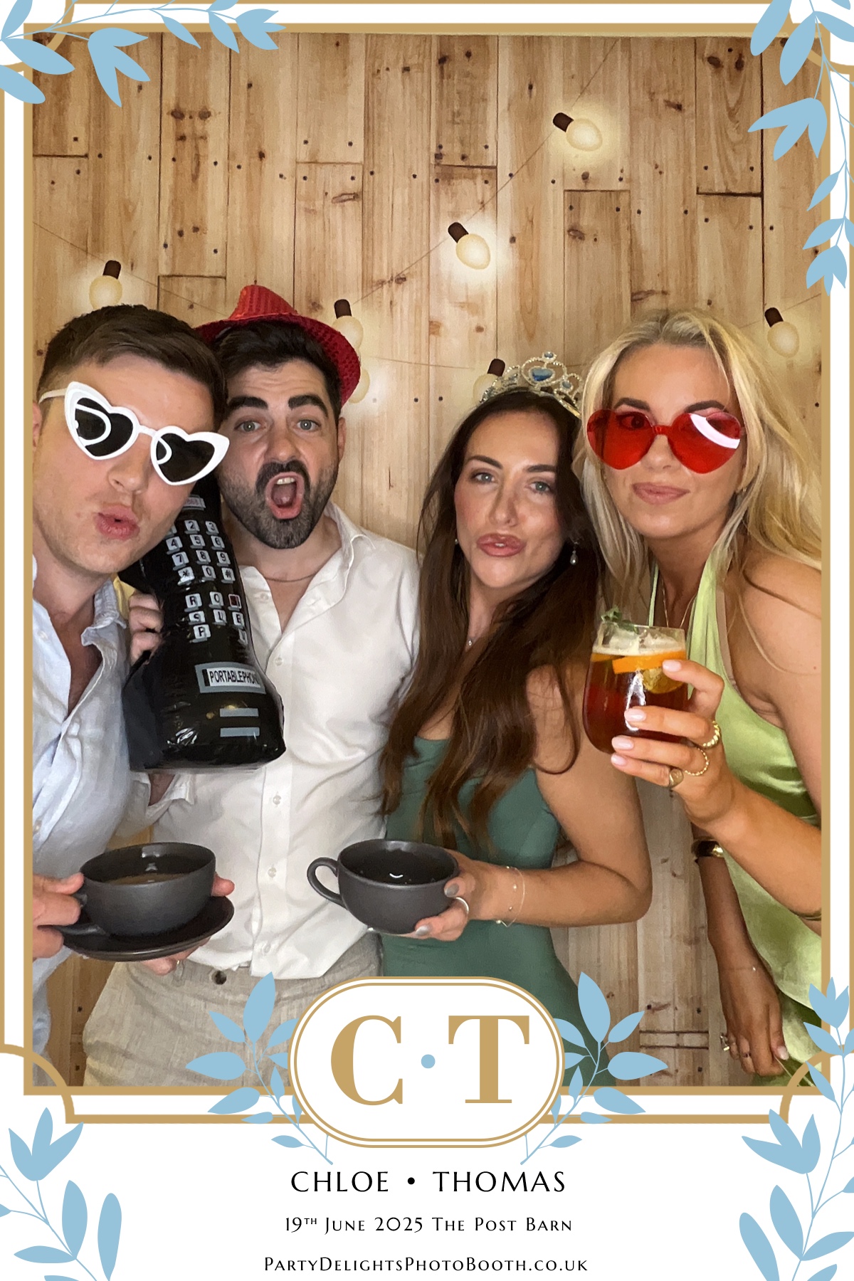 Chloe & Tom’s Wedding | View more photos from the event at gallery.partydelightsphotobooth.co.uk/u/PartyDelightsPhotoBooth/Chloe-Tom’s-Wedding