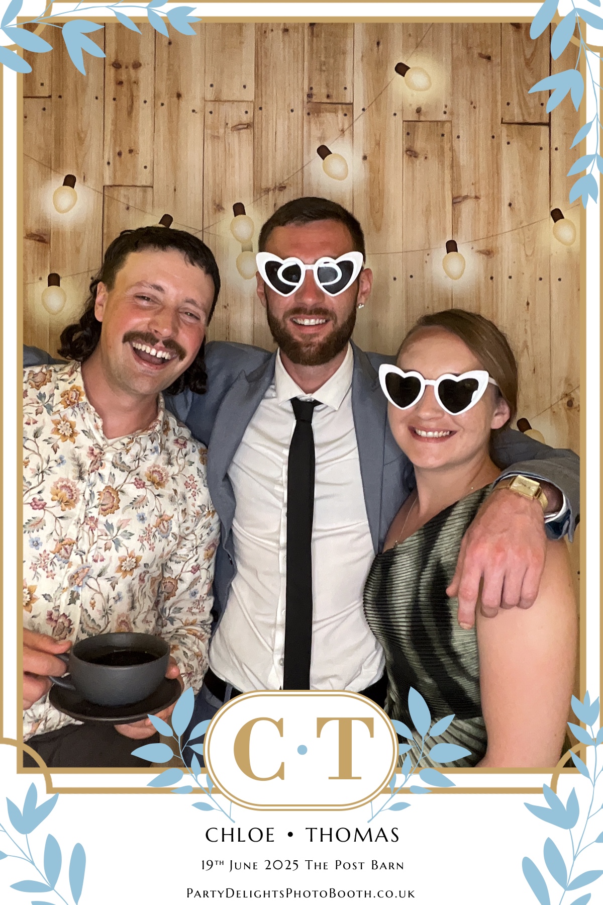 Chloe & Tom’s Wedding | View more photos from the event at gallery.partydelightsphotobooth.co.uk/u/PartyDelightsPhotoBooth/Chloe-Tom’s-Wedding