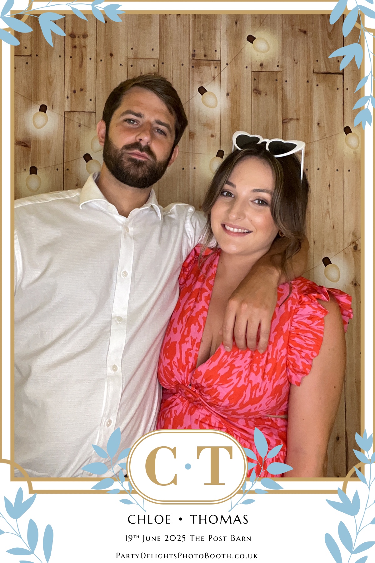 Chloe & Tom’s Wedding | View more photos from the event at gallery.partydelightsphotobooth.co.uk/u/PartyDelightsPhotoBooth/Chloe-Tom’s-Wedding