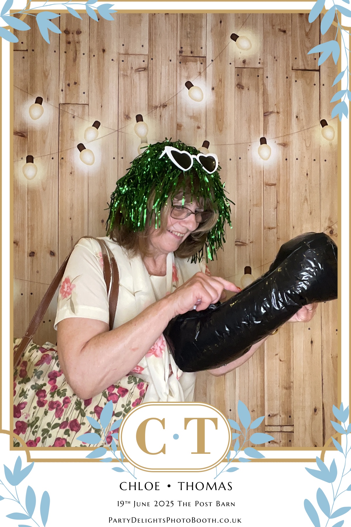 Chloe & Tom’s Wedding | View more photos from the event at gallery.partydelightsphotobooth.co.uk/u/PartyDelightsPhotoBooth/Chloe-Tom’s-Wedding