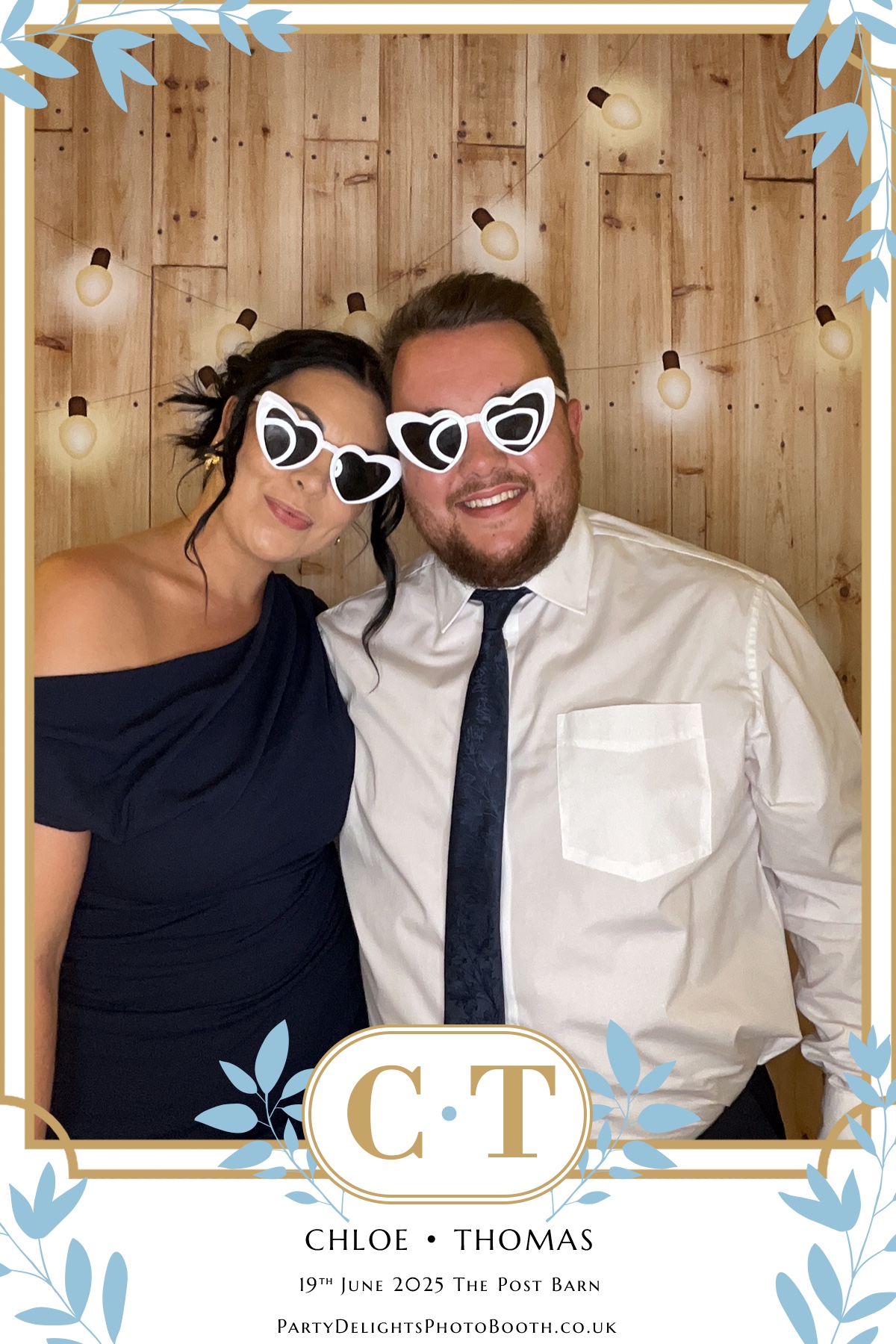 Chloe & Tom’s Wedding | View more photos from the event at gallery.partydelightsphotobooth.co.uk/u/PartyDelightsPhotoBooth/Chloe-Tom’s-Wedding