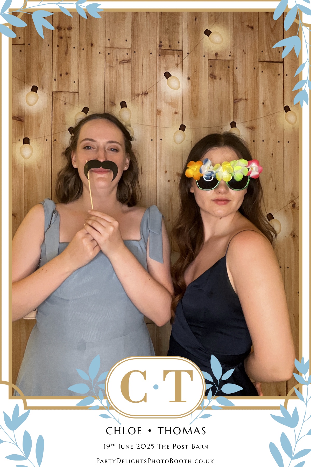Chloe & Tom’s Wedding | View more photos from the event at gallery.partydelightsphotobooth.co.uk/u/PartyDelightsPhotoBooth/Chloe-Tom’s-Wedding