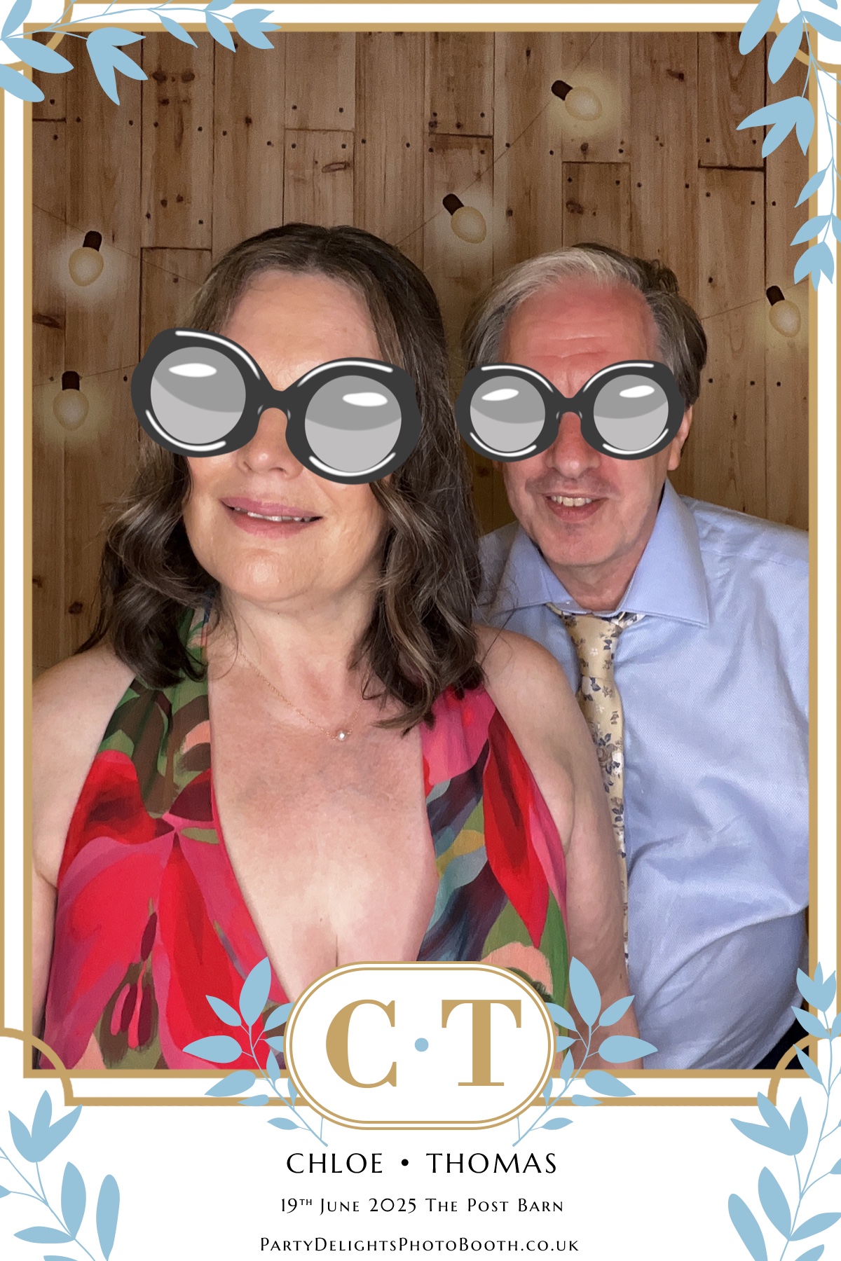 Chloe & Tom’s Wedding | View more photos from the event at gallery.partydelightsphotobooth.co.uk/u/PartyDelightsPhotoBooth/Chloe-Tom’s-Wedding