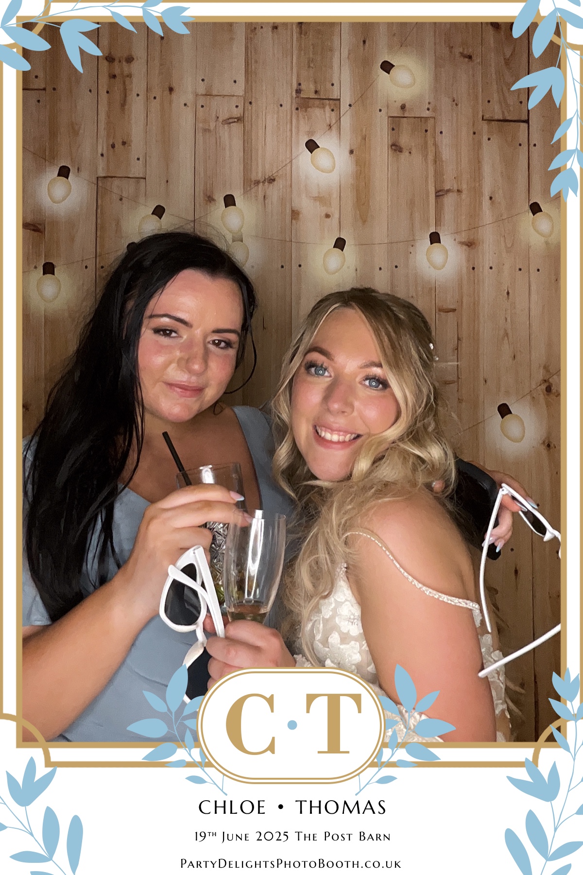 Chloe & Tom’s Wedding | View more photos from the event at gallery.partydelightsphotobooth.co.uk/u/PartyDelightsPhotoBooth/Chloe-Tom’s-Wedding