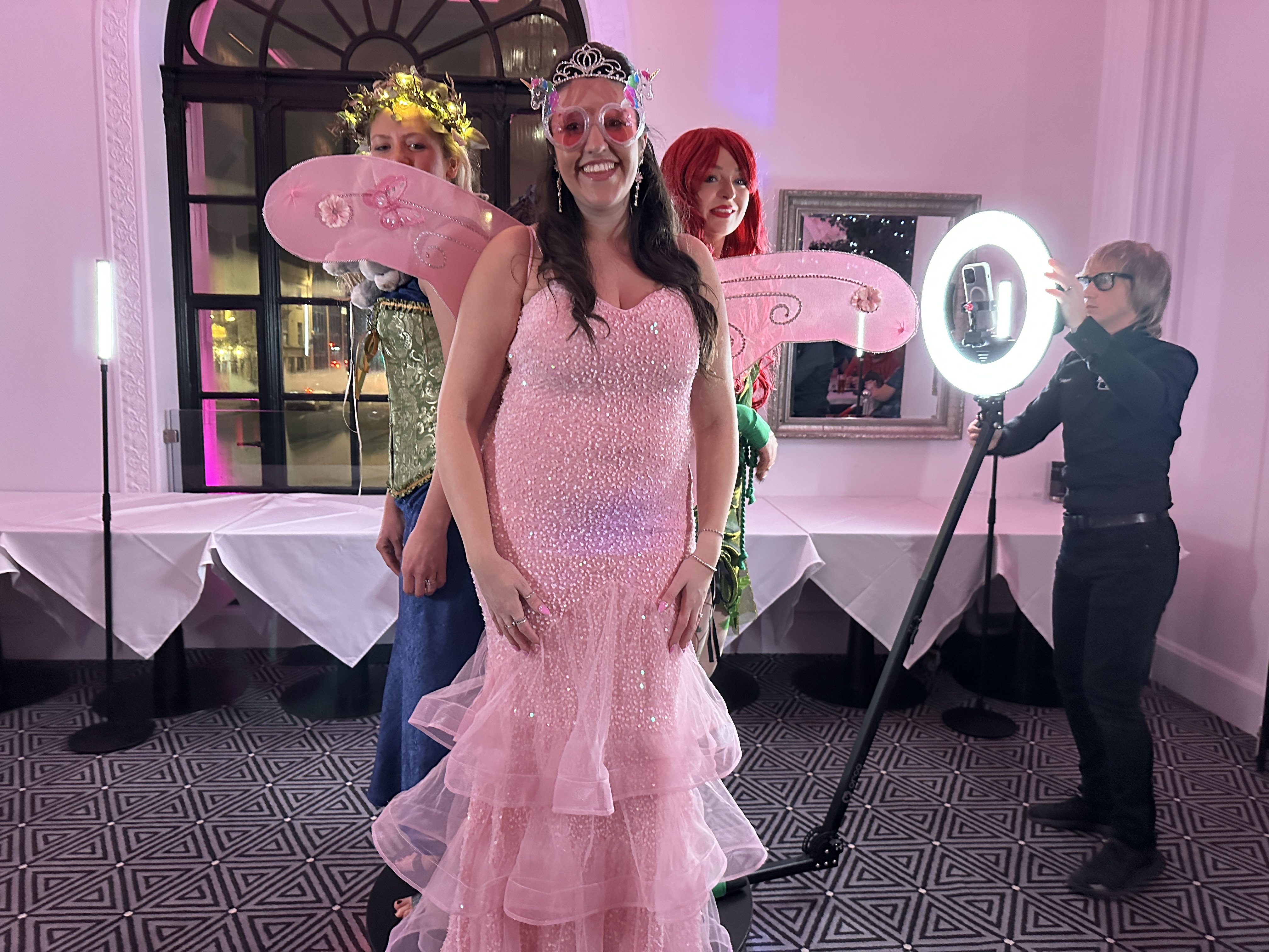 Holly's 30th Birthday | View more photos from the event at gallery.partydelightsphotobooth.co.uk/u/PartyDelightsPhotoBooth/Hollys-30th-Birthday