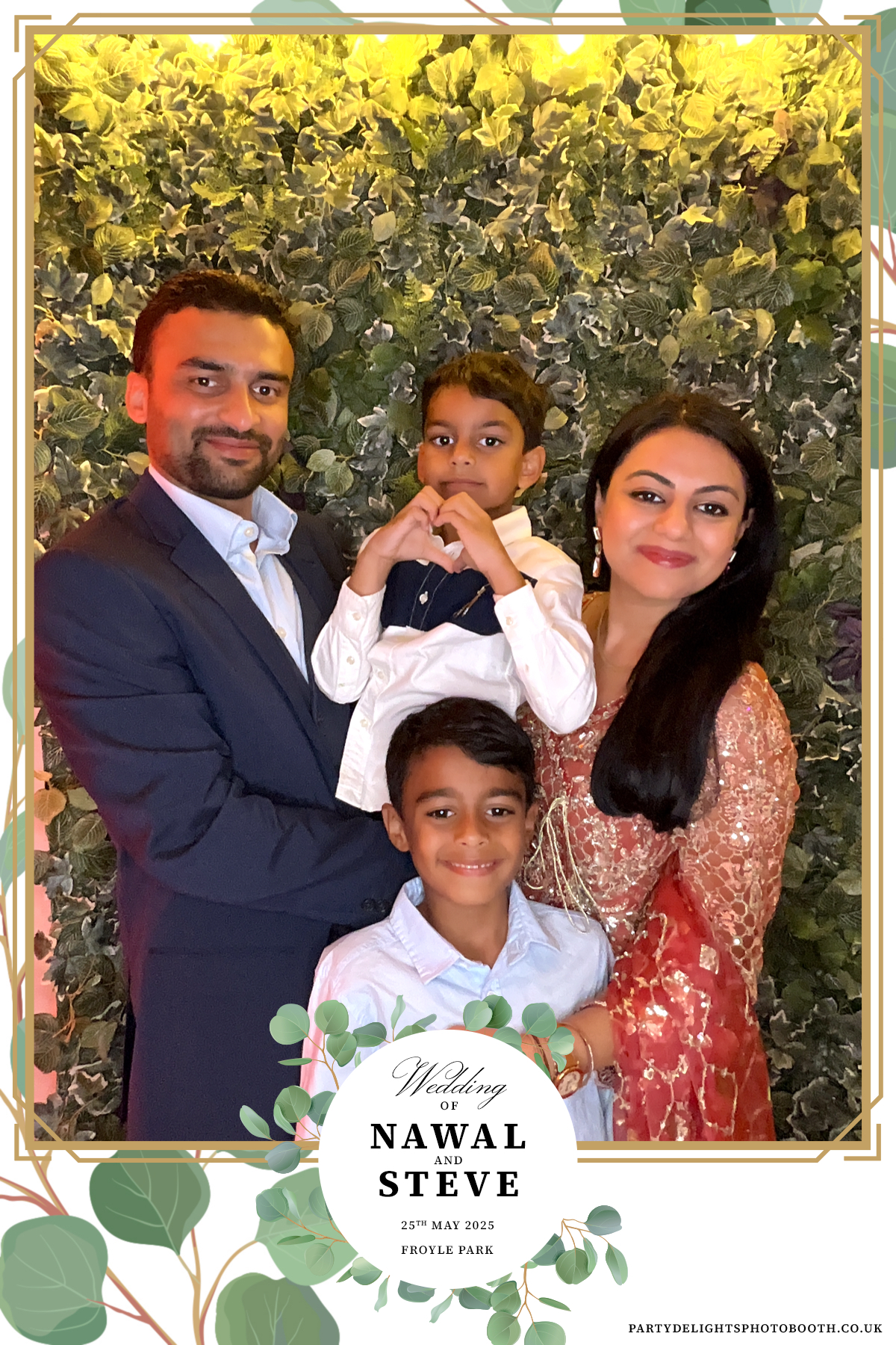 Nawal and Steve’s wedding | View more photos from the event at gallery.partydelightsphotobooth.co.uk/u/PartyDelightsPhotoBooth/Nawal-and-Steve’s-wedding