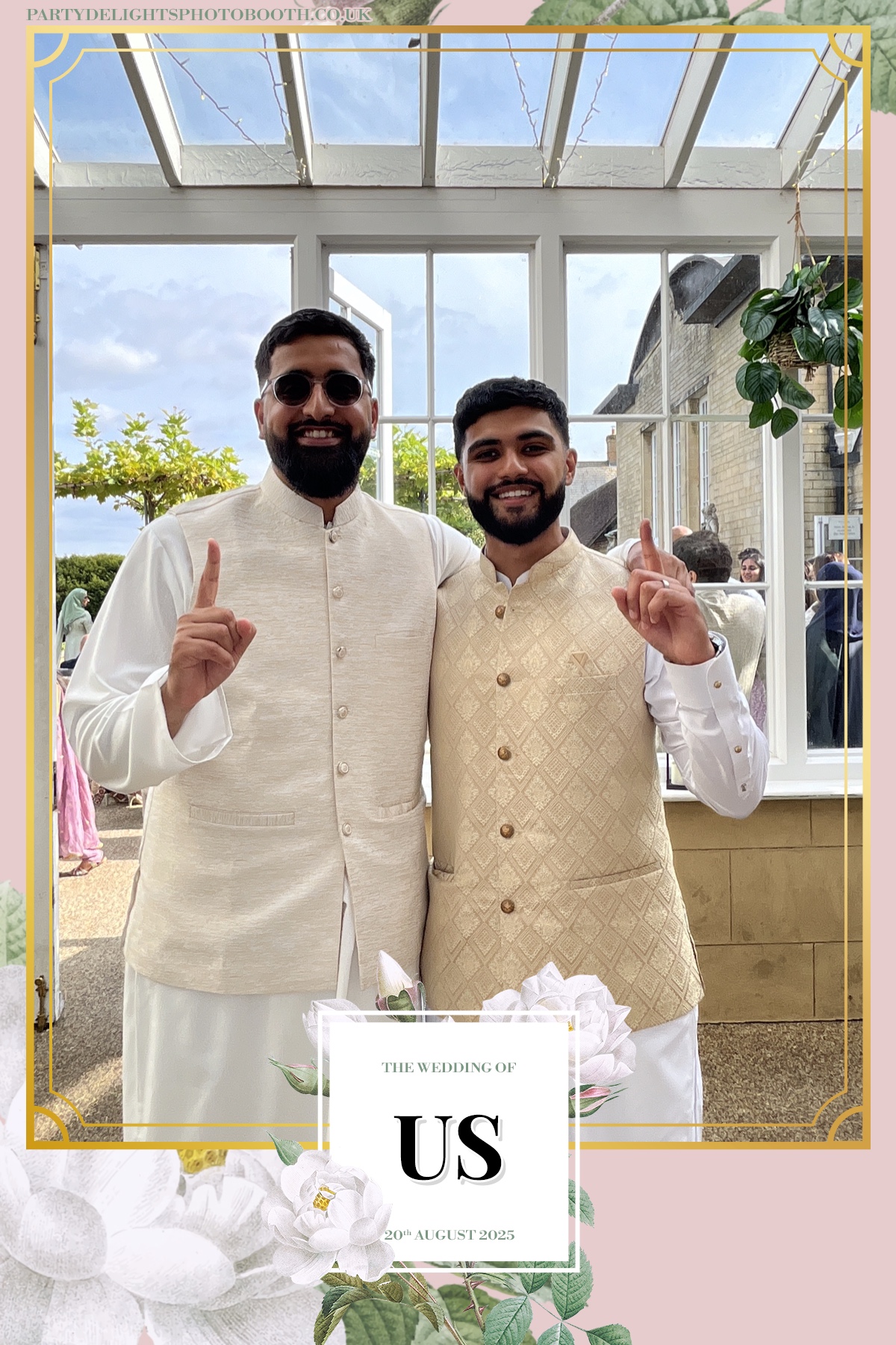 Safa & Usma Wedding | View more photos from the event at gallery.partydelightsphotobooth.co.uk/u/PartyDelightsPhotoBooth/Safa-Usma-Wedding
