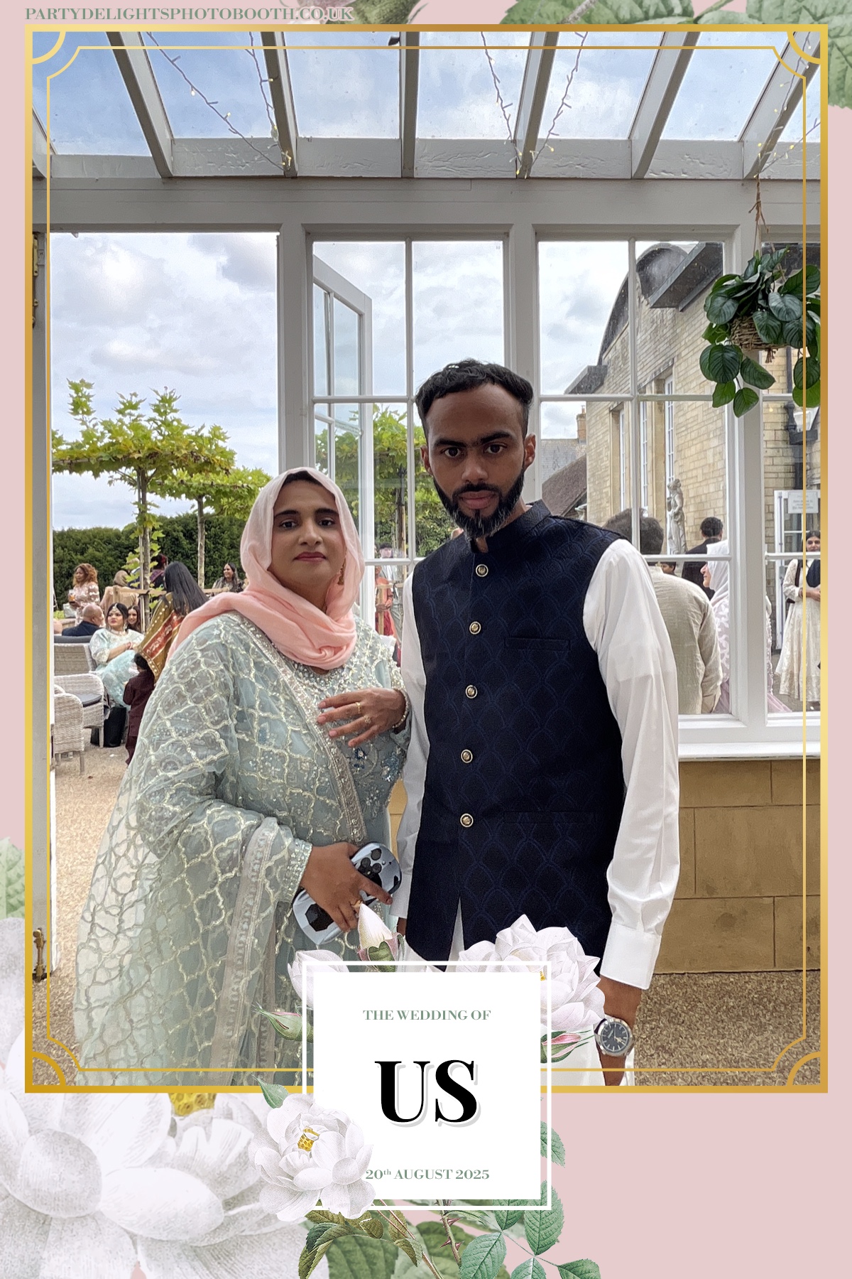 Safa & Usma Wedding | View more photos from the event at gallery.partydelightsphotobooth.co.uk/u/PartyDelightsPhotoBooth/Safa-Usma-Wedding