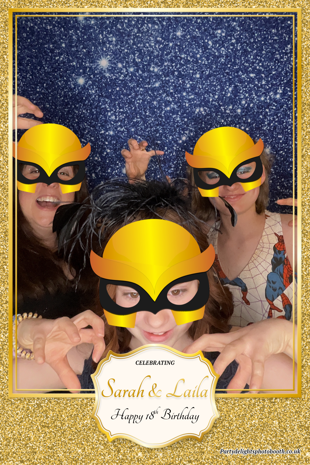 Sarah and Laila's 18th Birthday Party | View more photos from the event at gallery.partydelightsphotobooth.co.uk/u/PartyDelightsPhotoBooth/Sarah-and-Lailas-18th-Birthday-Party