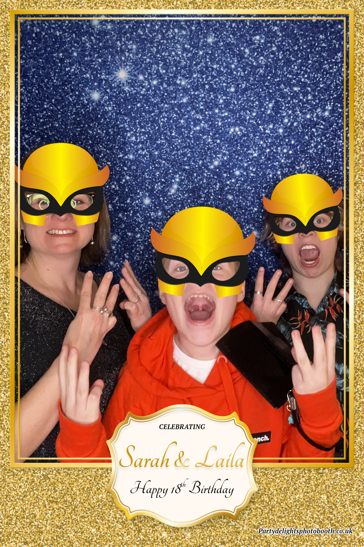 Sarah and Laila's 18th Birthday Party | View more photos from the event at gallery.partydelightsphotobooth.co.uk/u/PartyDelightsPhotoBooth/Sarah-and-Lailas-18th-Birthday-Party