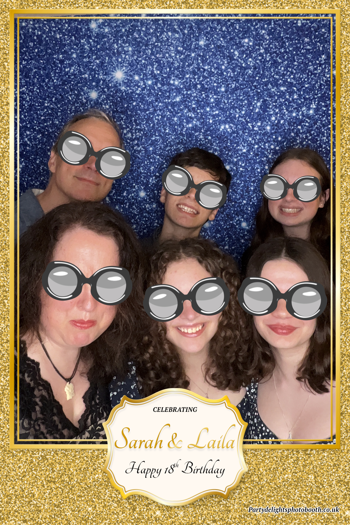 Sarah and Laila's 18th Birthday Party | View more photos from the event at gallery.partydelightsphotobooth.co.uk/u/PartyDelightsPhotoBooth/Sarah-and-Lailas-18th-Birthday-Party