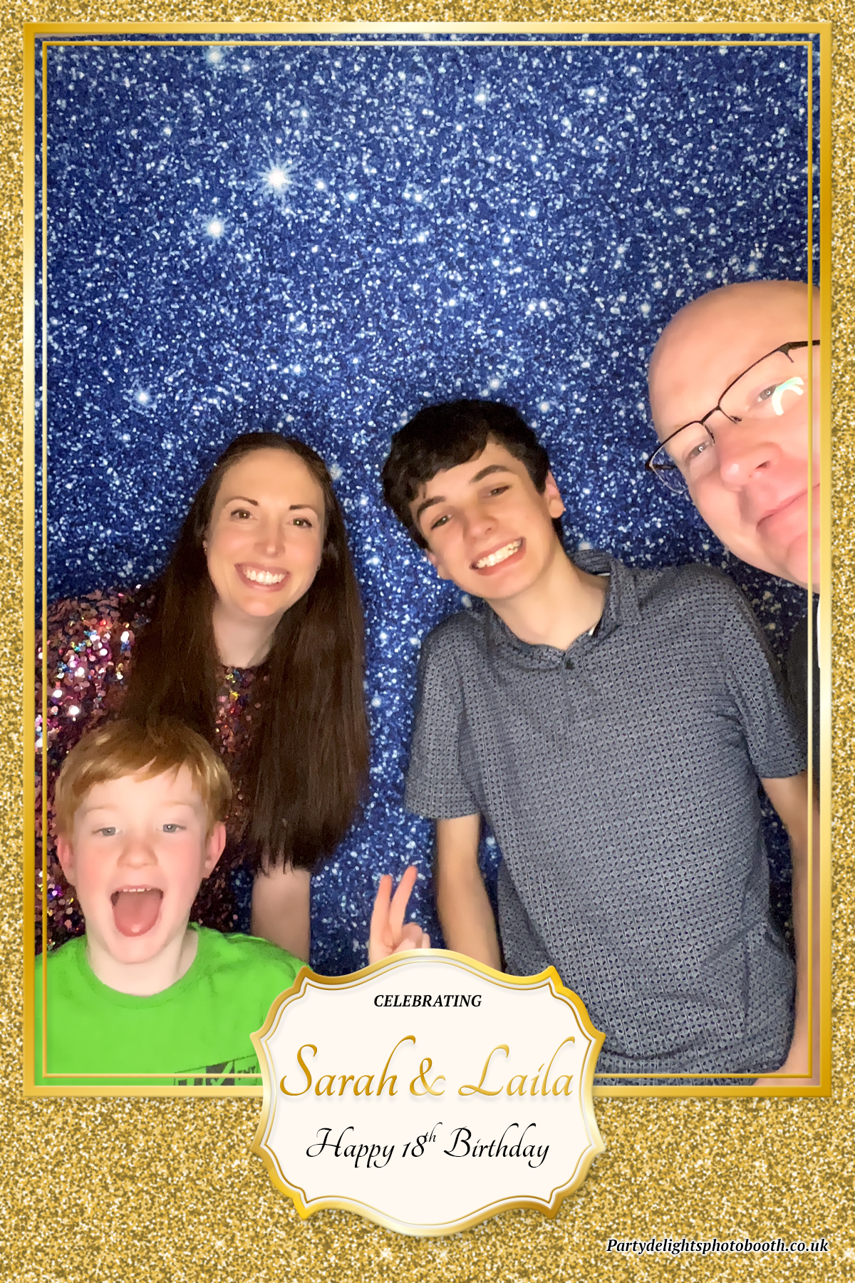 Sarah and Laila's 18th Birthday Party | View more photos from the event at gallery.partydelightsphotobooth.co.uk/u/PartyDelightsPhotoBooth/Sarah-and-Lailas-18th-Birthday-Party