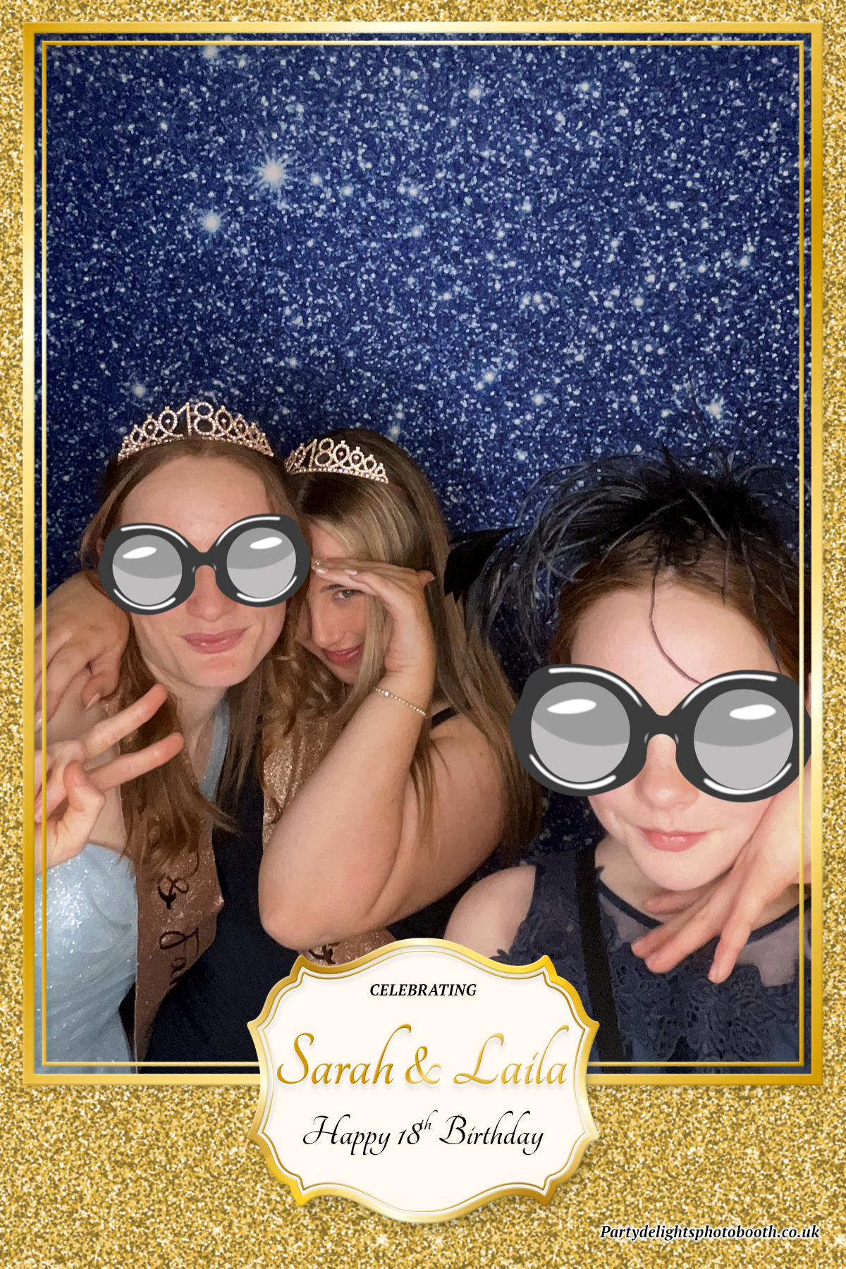 Sarah and Laila's 18th Birthday Party | View more photos from the event at gallery.partydelightsphotobooth.co.uk/u/PartyDelightsPhotoBooth/Sarah-and-Lailas-18th-Birthday-Party
