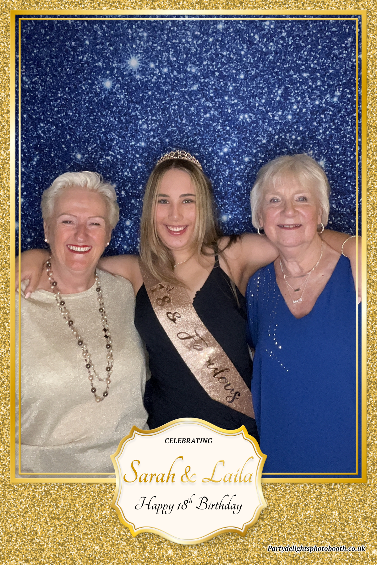 Sarah and Laila's 18th Birthday Party | View more photos from the event at gallery.partydelightsphotobooth.co.uk/u/PartyDelightsPhotoBooth/Sarah-and-Lailas-18th-Birthday-Party