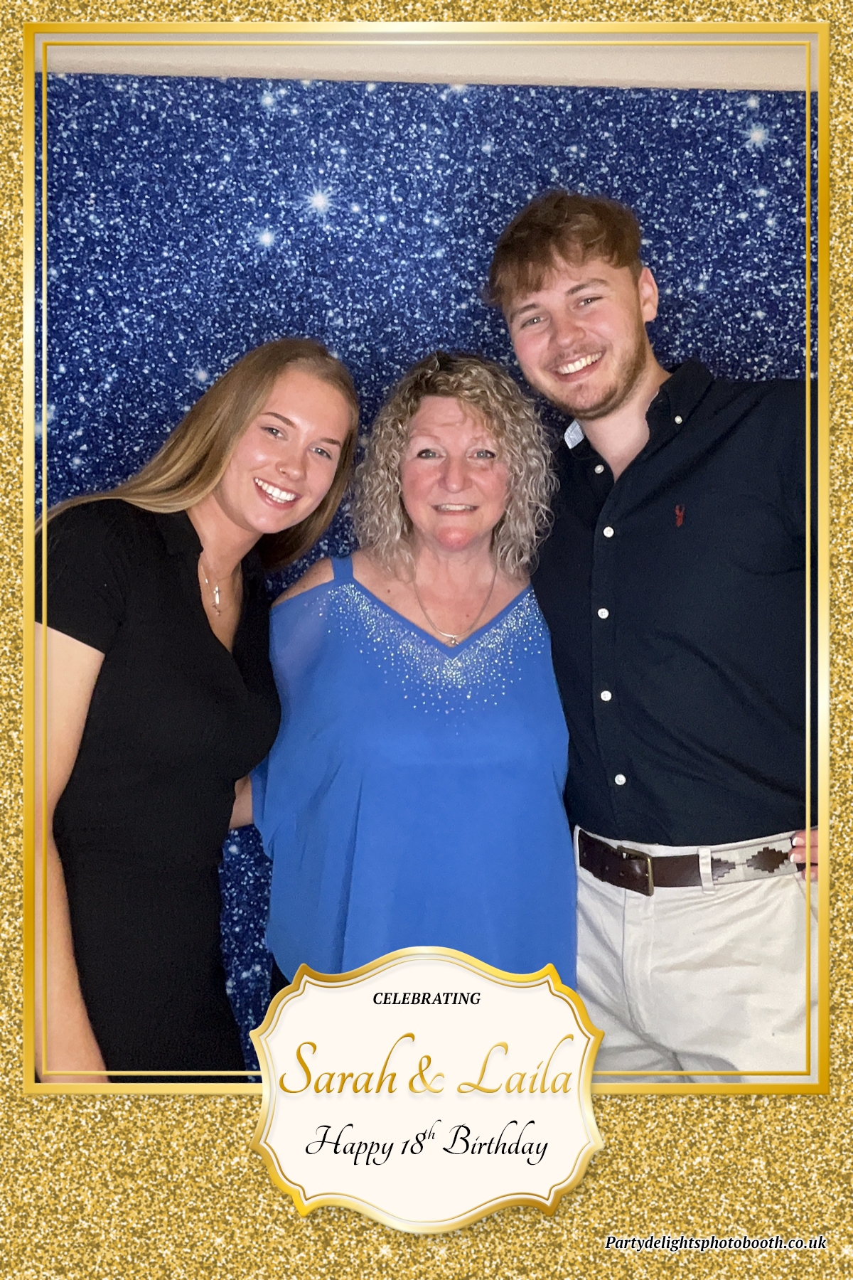Sarah and Laila's 18th Birthday Party | View more photos from the event at gallery.partydelightsphotobooth.co.uk/u/PartyDelightsPhotoBooth/Sarah-and-Lailas-18th-Birthday-Party