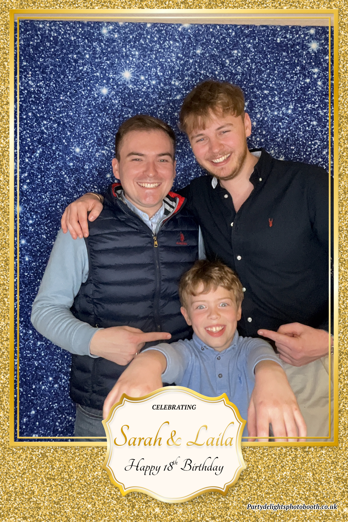 Sarah and Laila's 18th Birthday Party | View more photos from the event at gallery.partydelightsphotobooth.co.uk/u/PartyDelightsPhotoBooth/Sarah-and-Lailas-18th-Birthday-Party