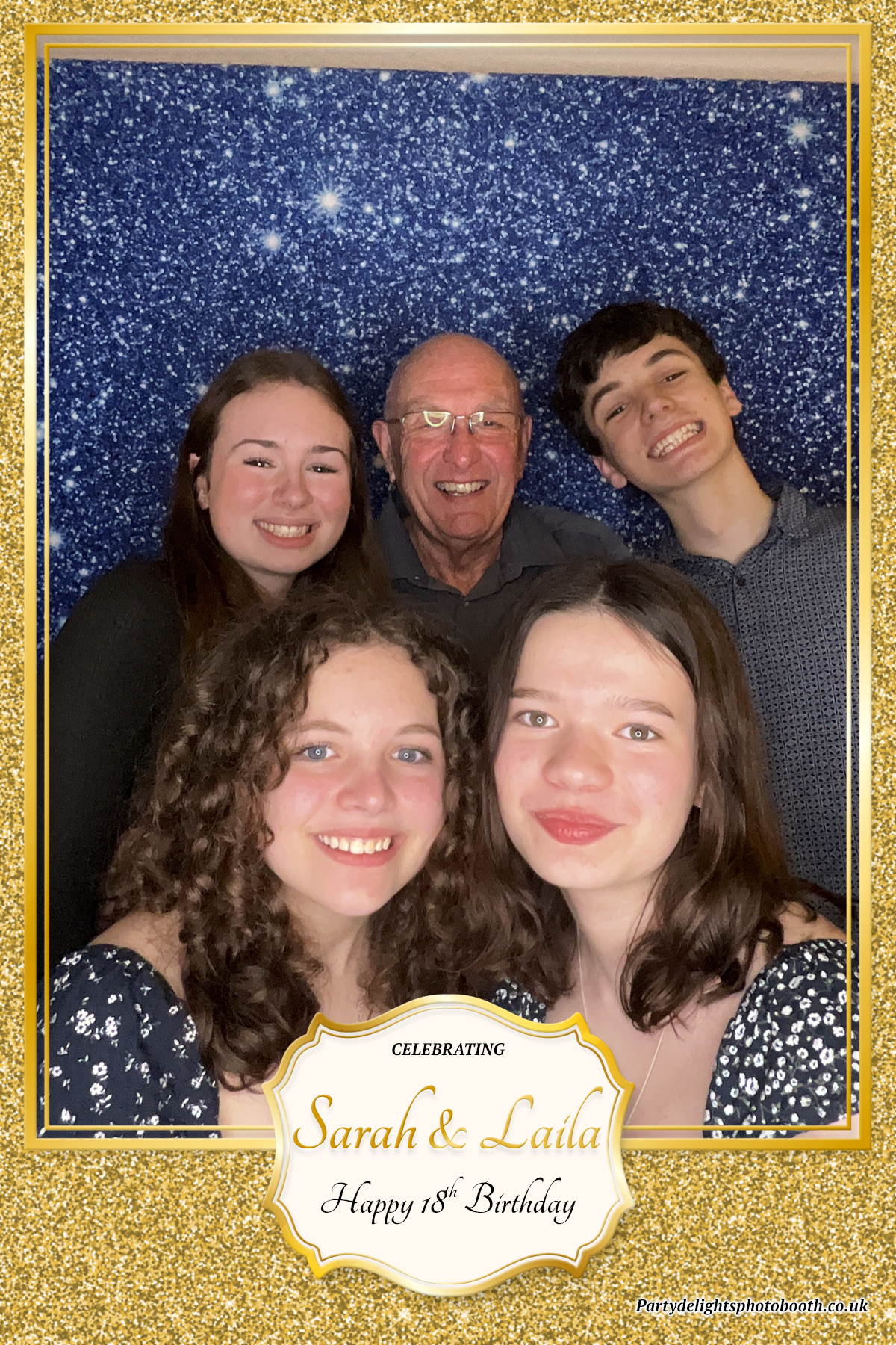 Sarah and Laila's 18th Birthday Party | View more photos from the event at gallery.partydelightsphotobooth.co.uk/u/PartyDelightsPhotoBooth/Sarah-and-Lailas-18th-Birthday-Party