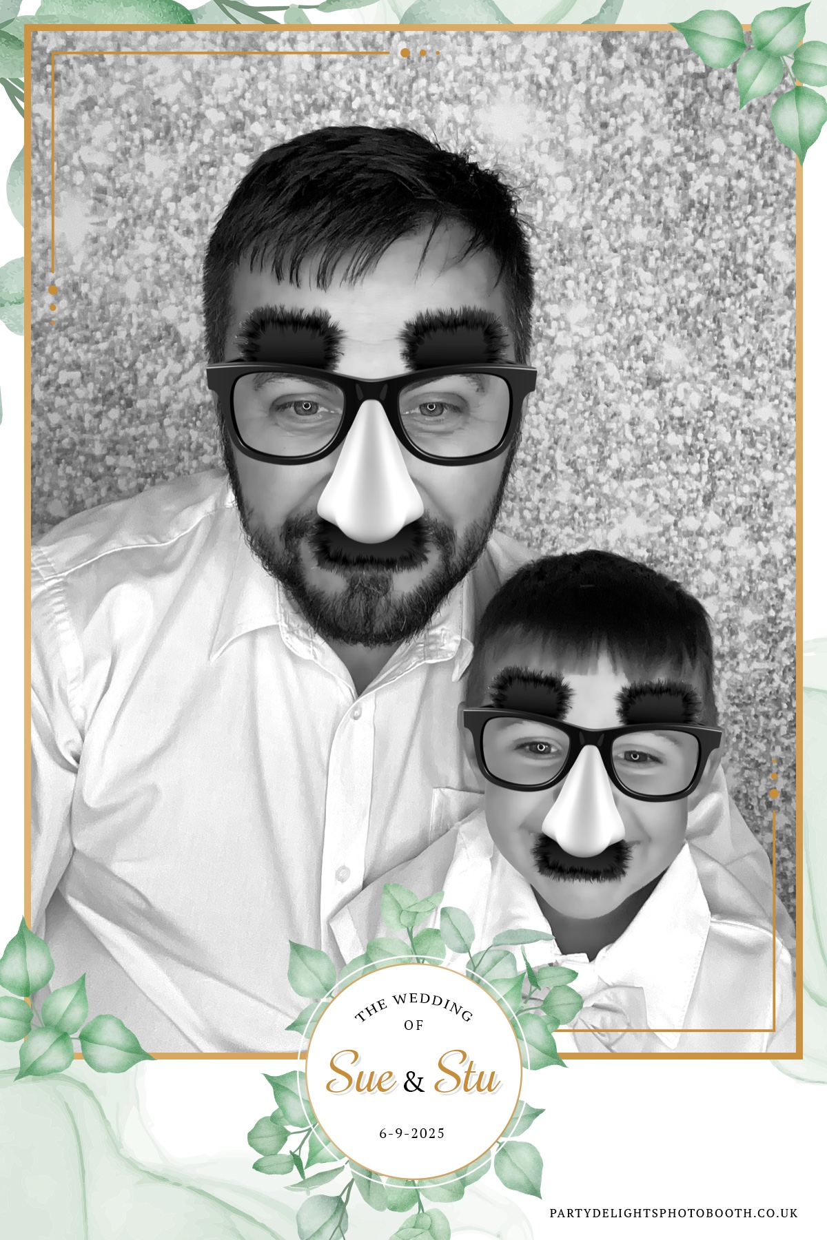 Sue and Stu’s Wedding | View more photos from the event at gallery.partydelightsphotobooth.co.uk/u/PartyDelightsPhotoBooth/Sue-and-Stu’s-Wedding