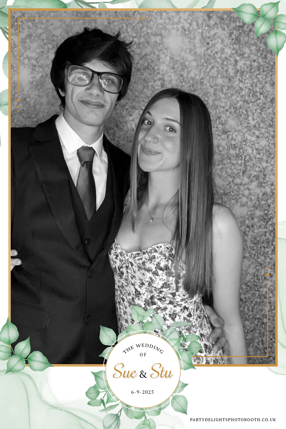 Sue and Stu’s Wedding | View more photos from the event at gallery.partydelightsphotobooth.co.uk/u/PartyDelightsPhotoBooth/Sue-and-Stu’s-Wedding