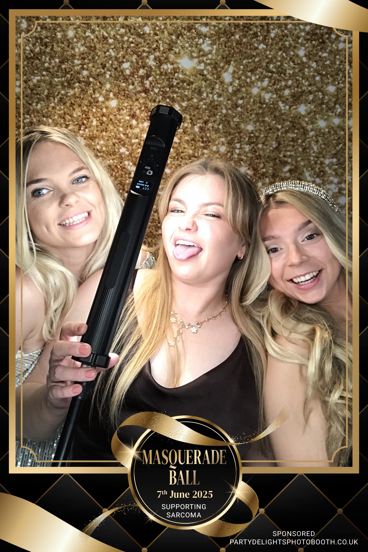 The Mascarade Ball - Sarcoma UK | View more photos from the event at gallery.partydelightsphotobooth.co.uk/u/PartyDelightsPhotoBooth/The-Mascarade-Ball-Sarcoma-UK