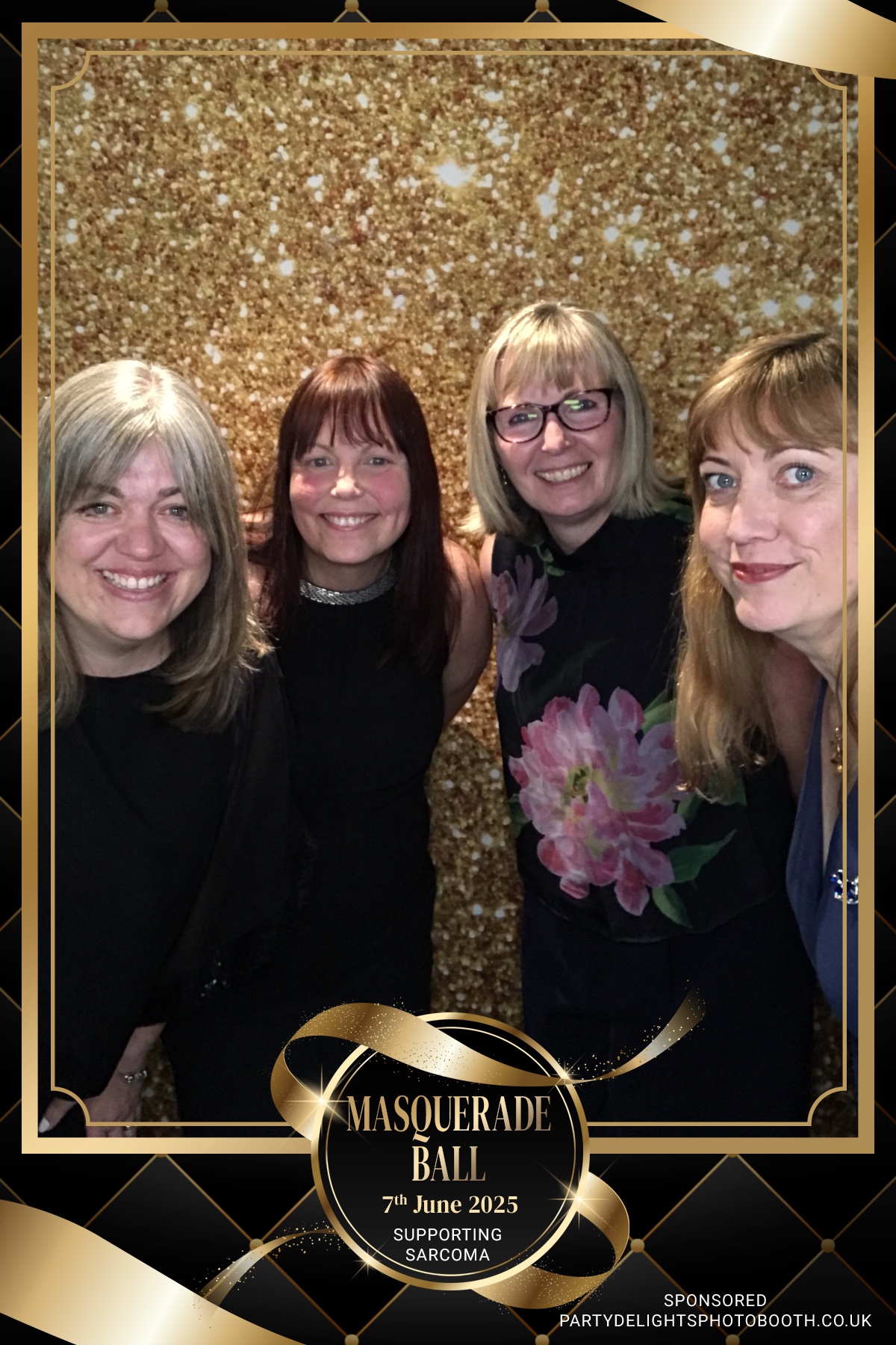 The Mascarade Ball - Sarcoma UK | View more photos from the event at gallery.partydelightsphotobooth.co.uk/u/PartyDelightsPhotoBooth/The-Mascarade-Ball-Sarcoma-UK