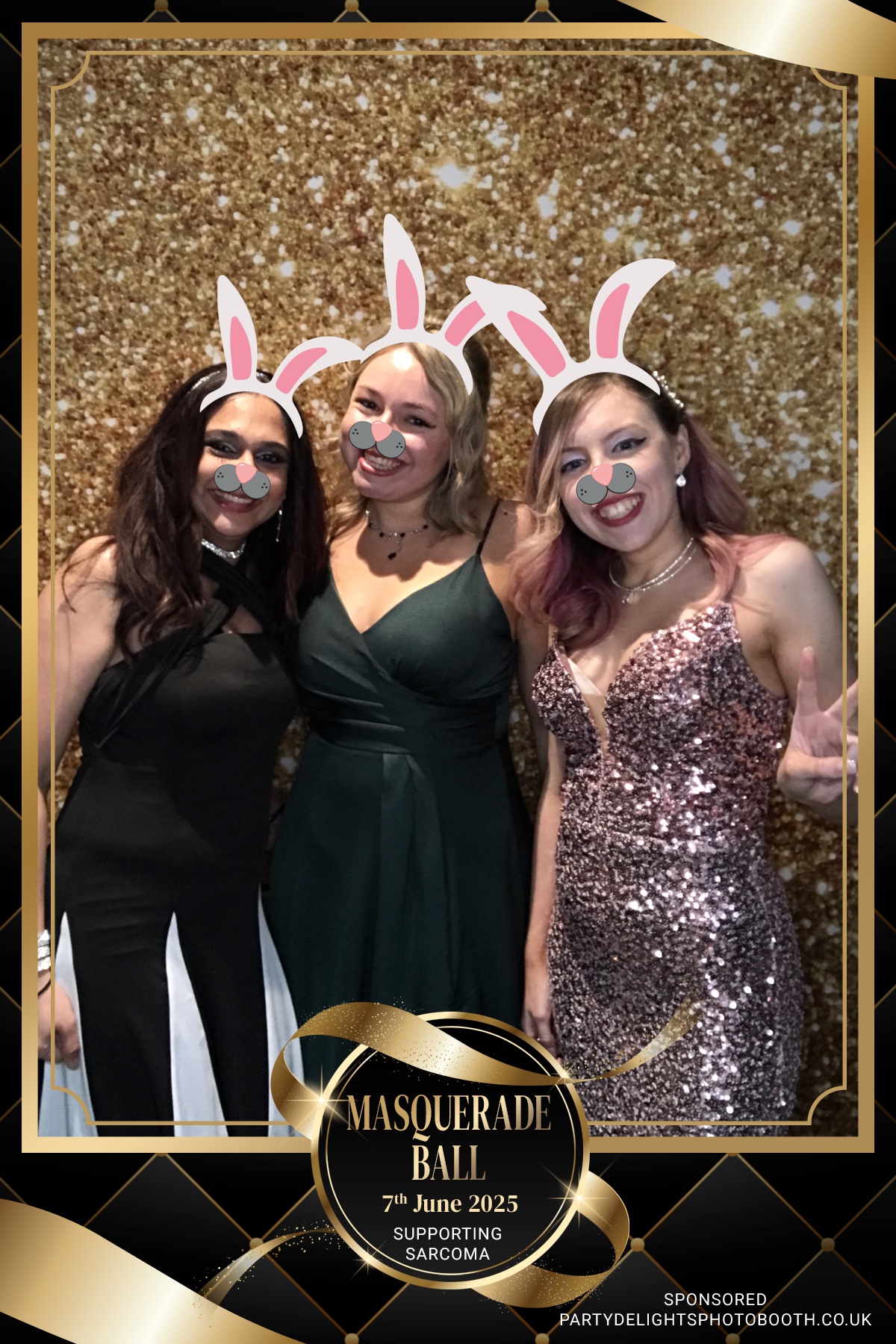 The Mascarade Ball - Sarcoma UK | View more photos from the event at gallery.partydelightsphotobooth.co.uk/u/PartyDelightsPhotoBooth/The-Mascarade-Ball-Sarcoma-UK