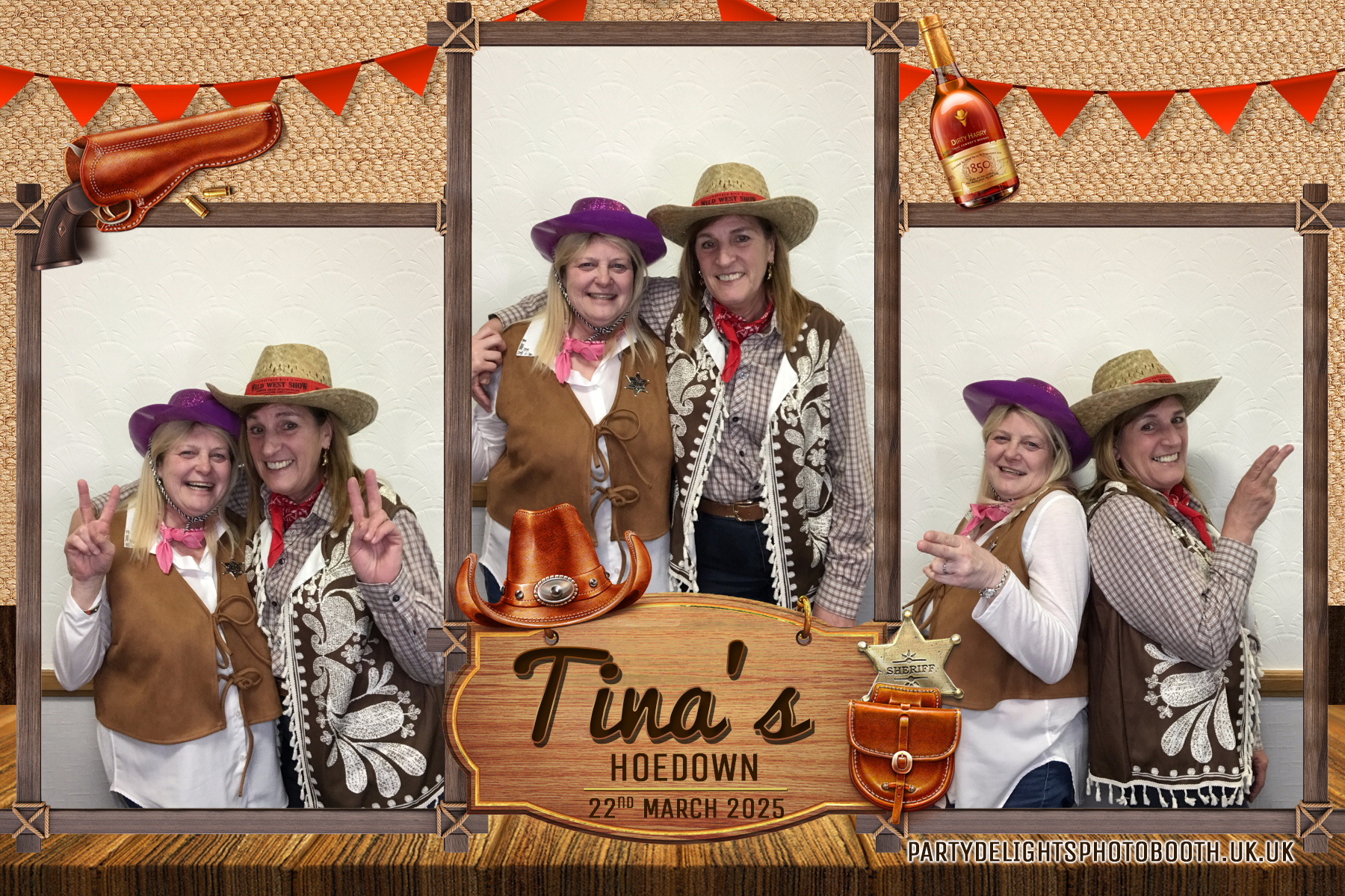Tina's 70th Birthday | View more photos from the event at gallery.partydelightsphotobooth.co.uk/u/PartyDelightsPhotoBooth/Tinas-70th-Birthday