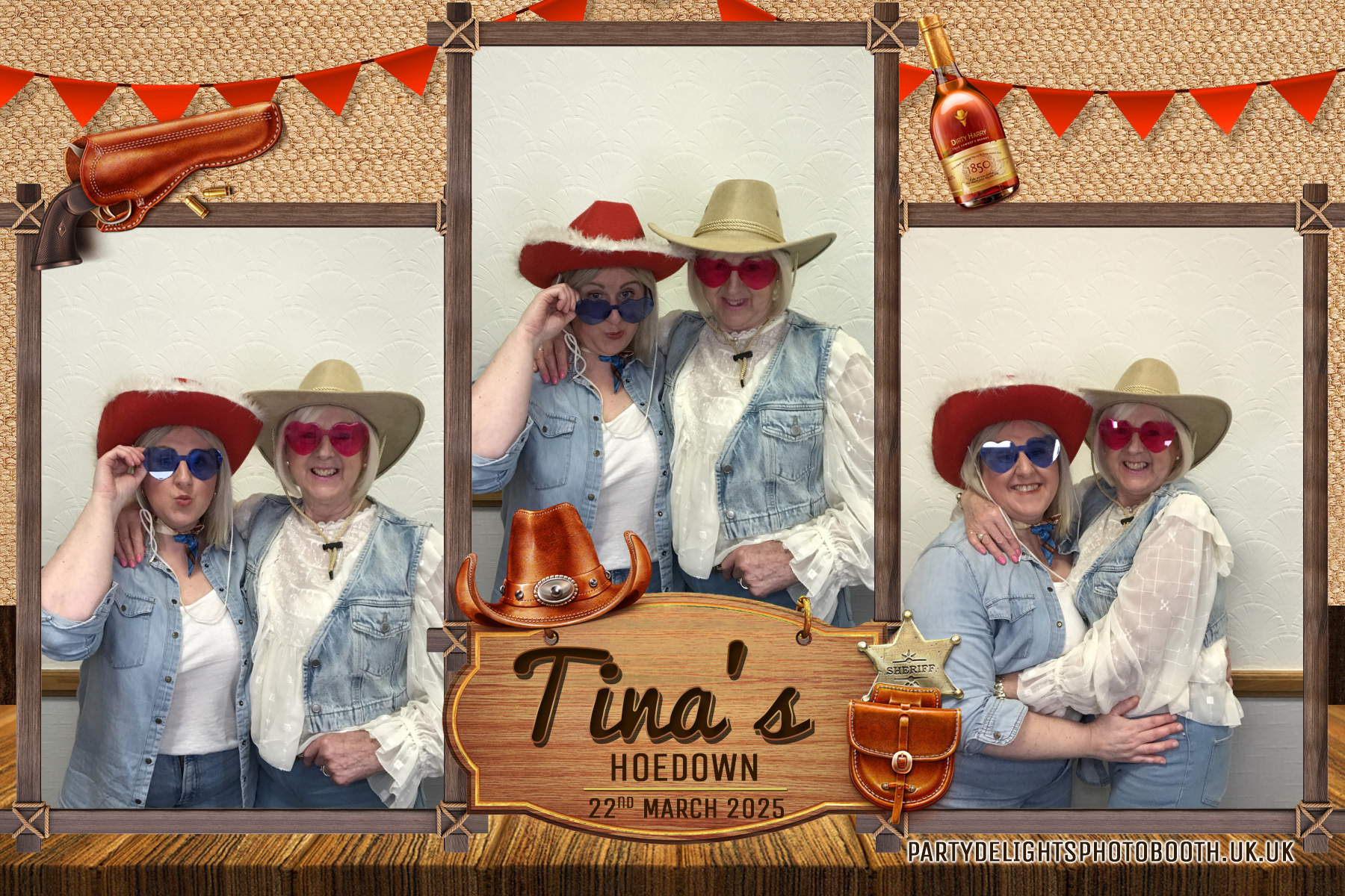Tina's 70th Birthday | View more photos from the event at gallery.partydelightsphotobooth.co.uk/u/PartyDelightsPhotoBooth/Tinas-70th-Birthday