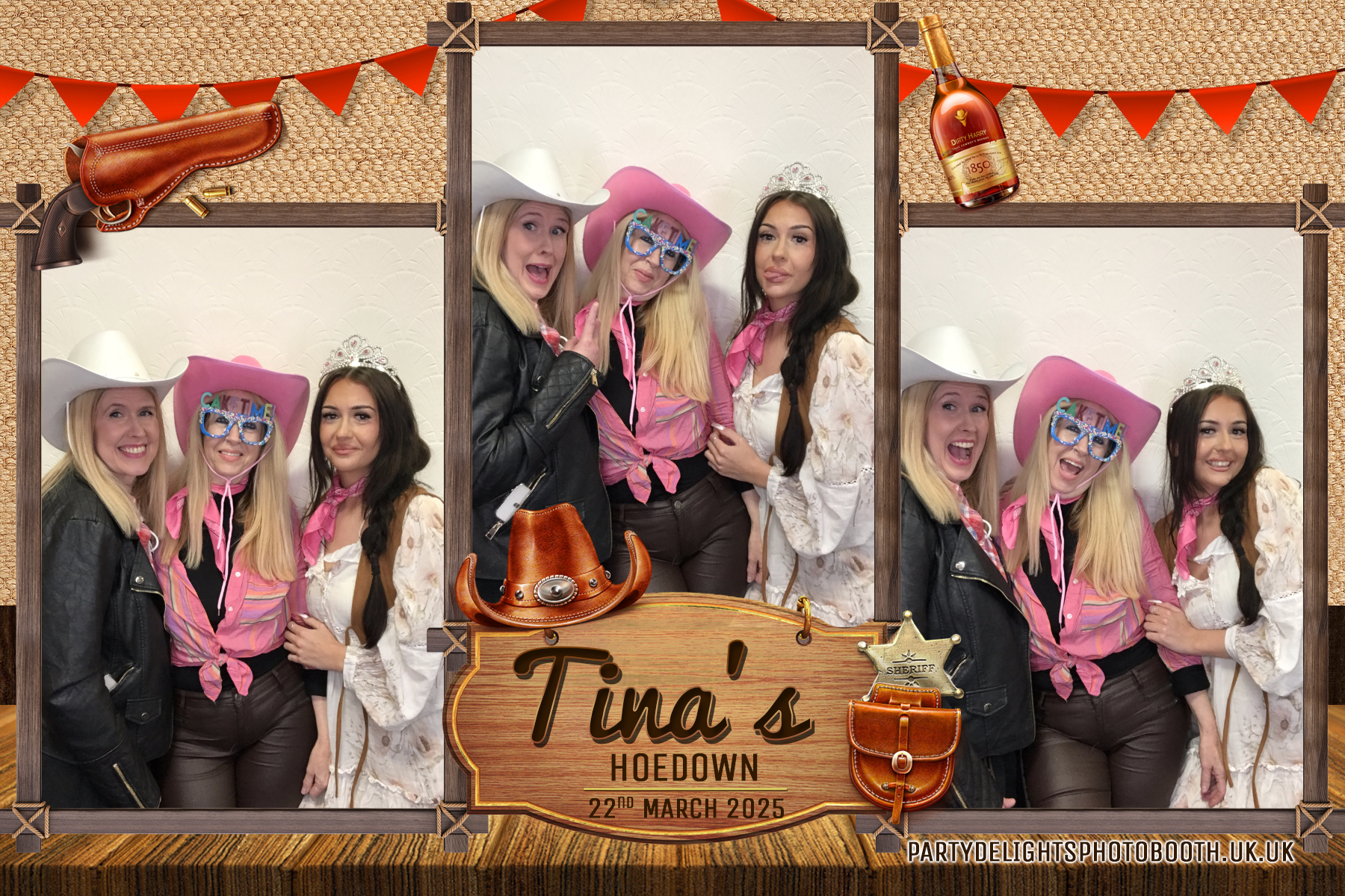 Tina's 70th Birthday | View more photos from the event at gallery.partydelightsphotobooth.co.uk/u/PartyDelightsPhotoBooth/Tinas-70th-Birthday